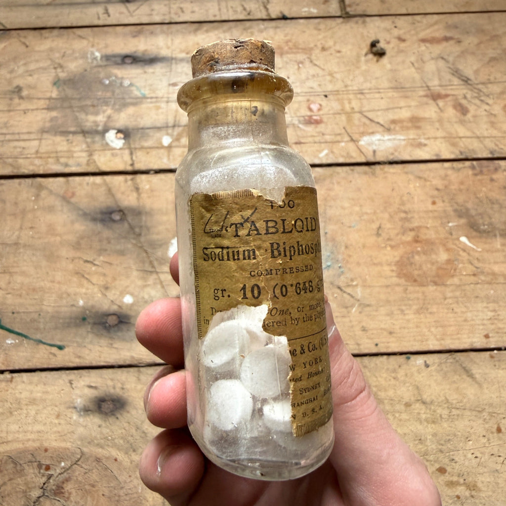 Antique Burroughs Wellcome Tabloid Sodium Biphosphate Pharmacy Bottle w Contents
