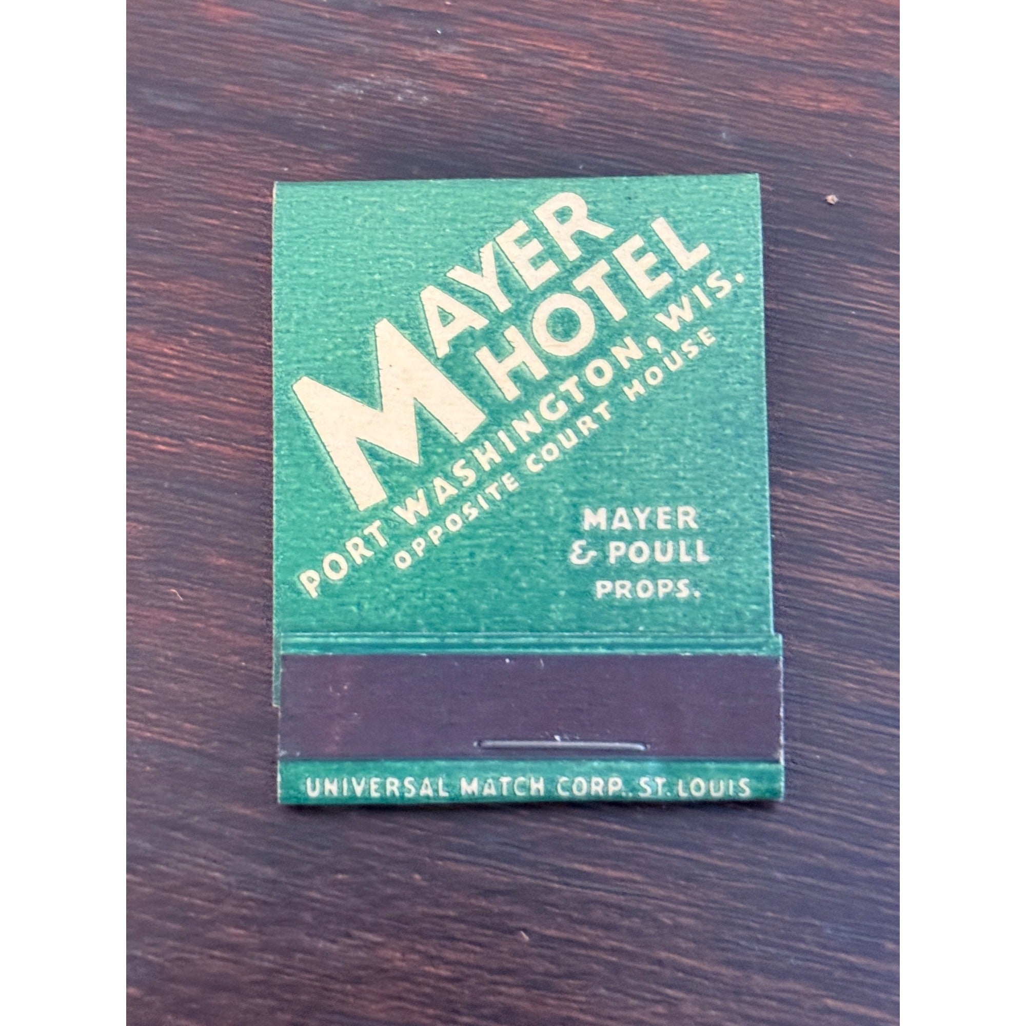 Vintage Mayer Hotel Port Washington Wisconsin WI Unstruck FULL Matchbook Restaurant