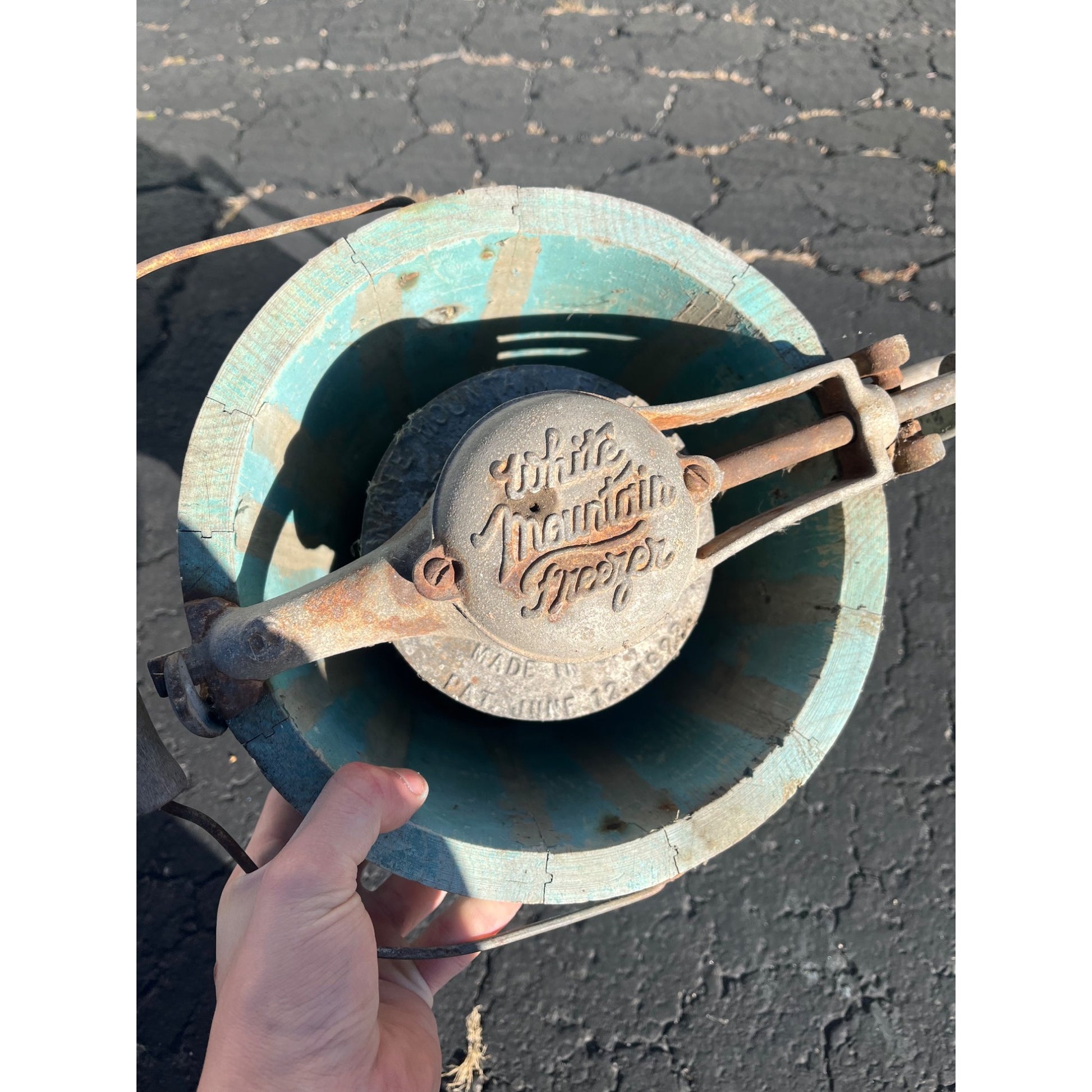 Antique Primitive Wooden Blue Ice Cream Maker White Mountain Freezer Farmhouse