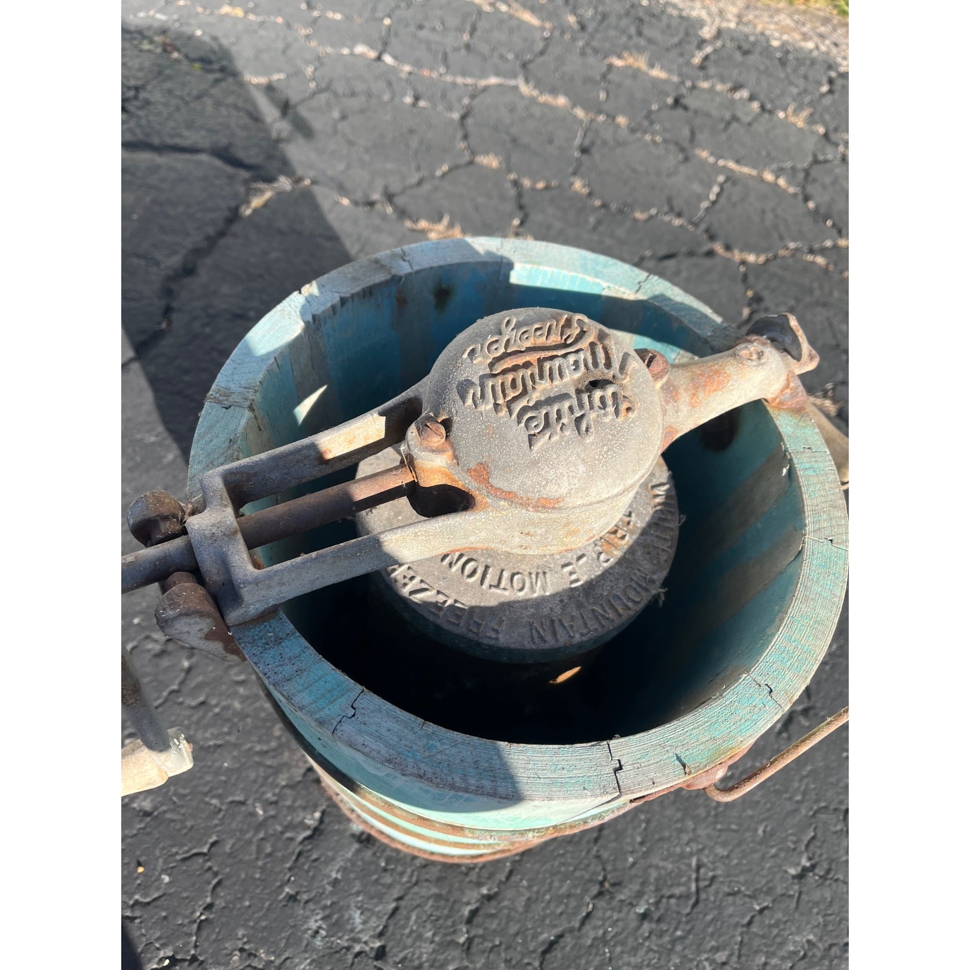 Antique Primitive Wooden Blue Ice Cream Maker White Mountain Freezer Farmhouse