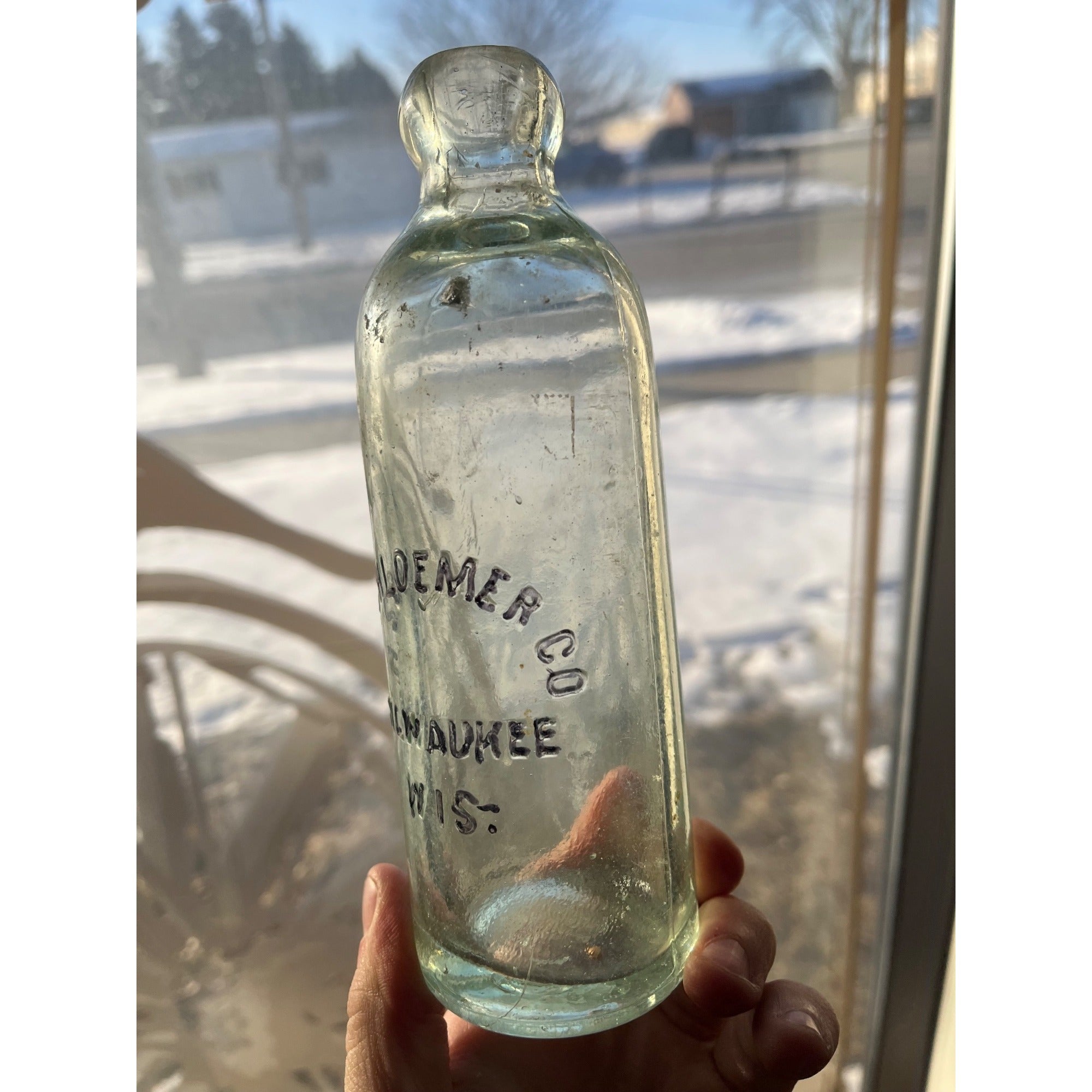 H. Schloemer Co. Milwaukee Wisconsin Blob Top Soda Bottle Hutchinson