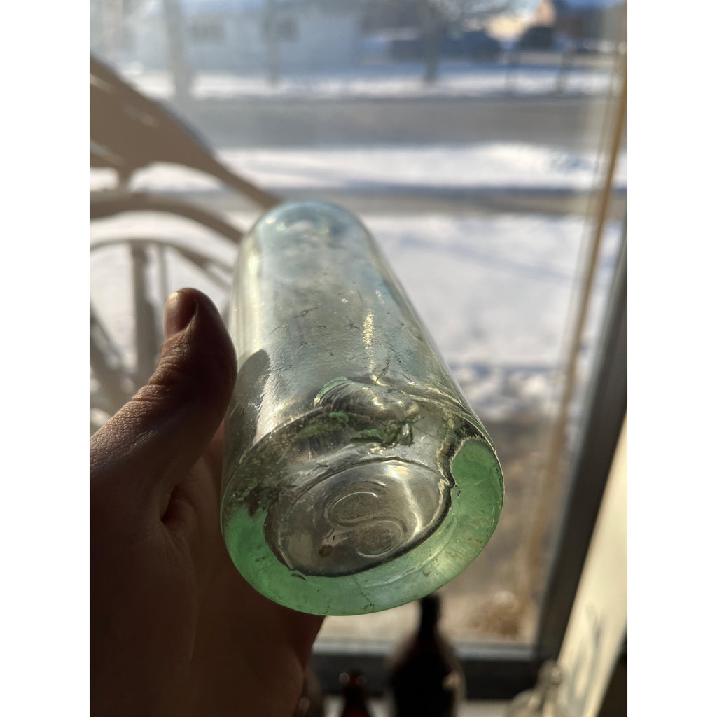 H. Schloemer Co. Milwaukee Wisconsin Blob Top Soda Bottle Hutchinson