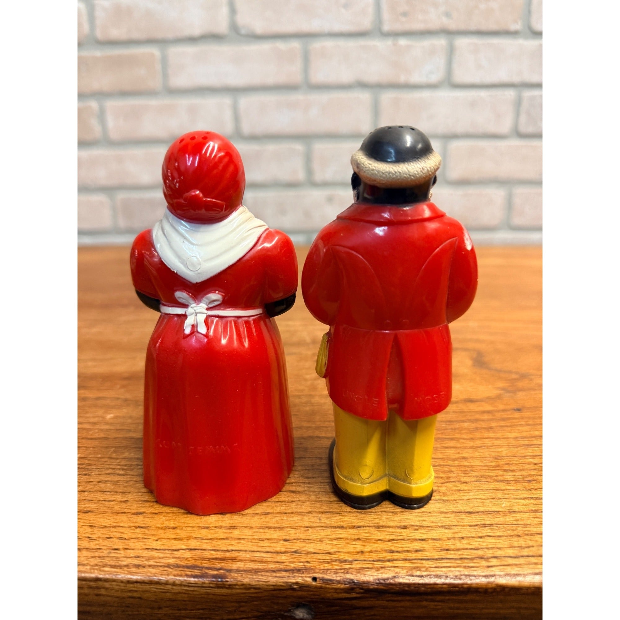 Vintage Aunt Jemima & Uncle Moses Plastic Salt & Pepper Shakers