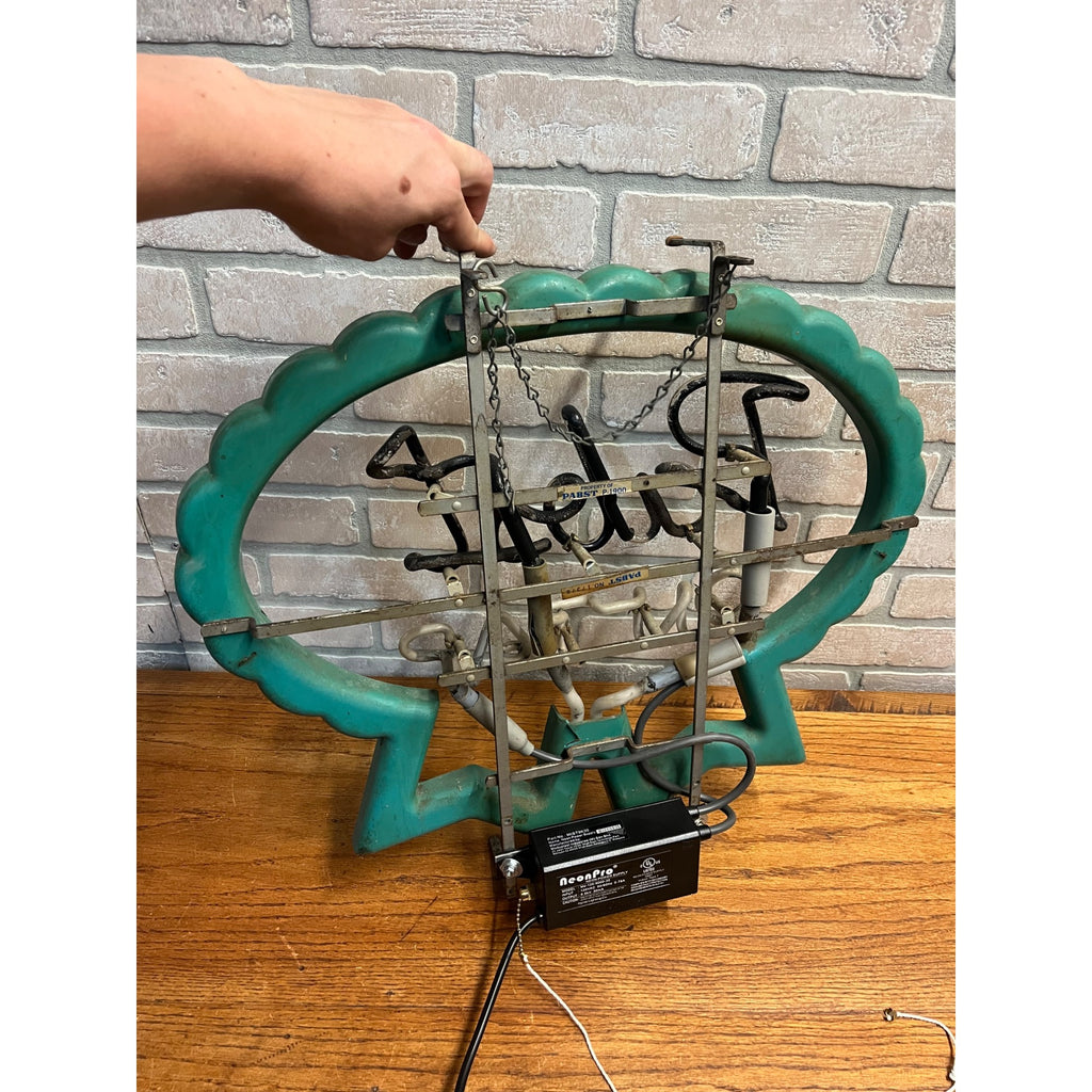 Vintage 1970s Pabst Blue Ribbon On Tap Beer Lighted Bar Neon Advertising Sign