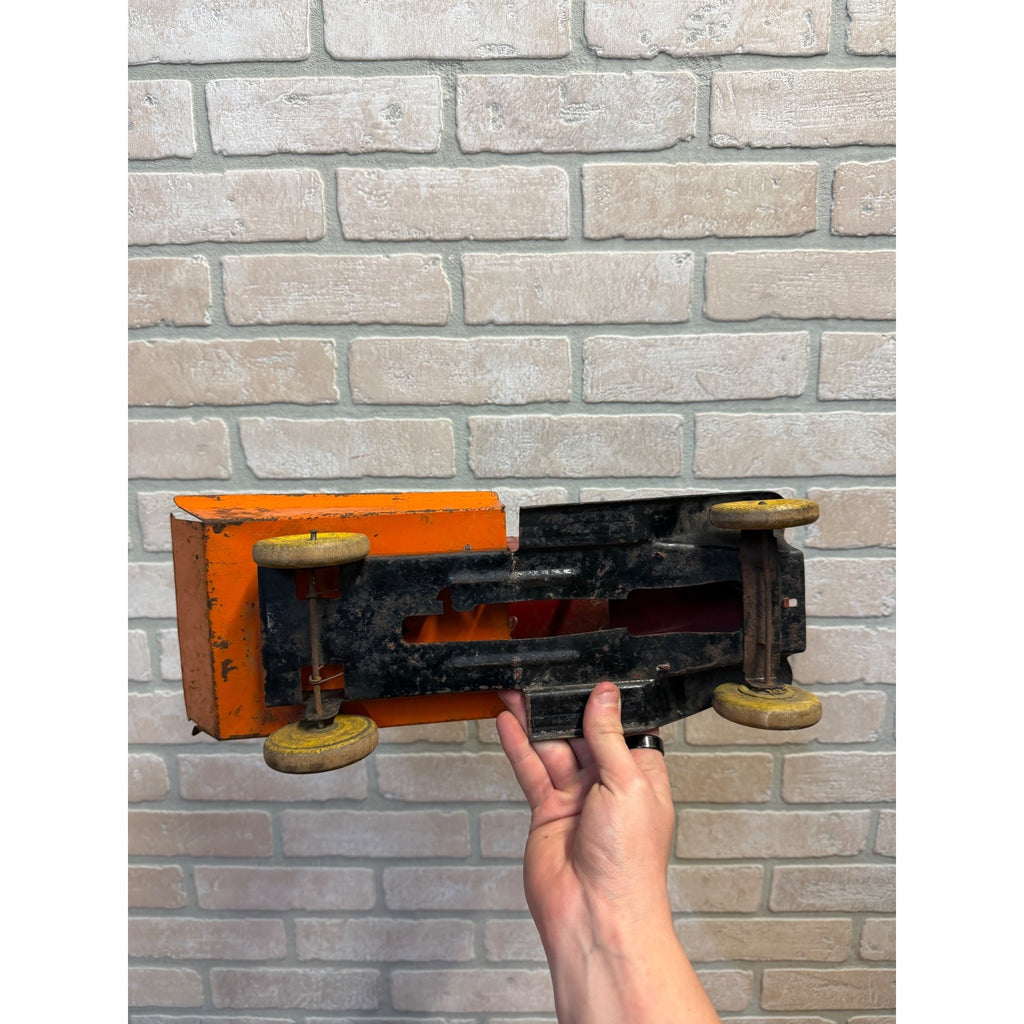Vintage 1930s Wyandotte Pressed Steel Dump Truck Toy Torrington Needle Bearings