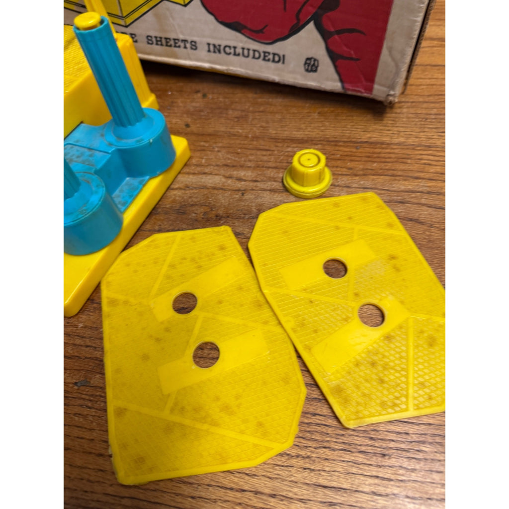 Vintage 1960's MARX ROCK 'EM SOCK 'EM ROBOTS Plastic Toy w/ Original Box