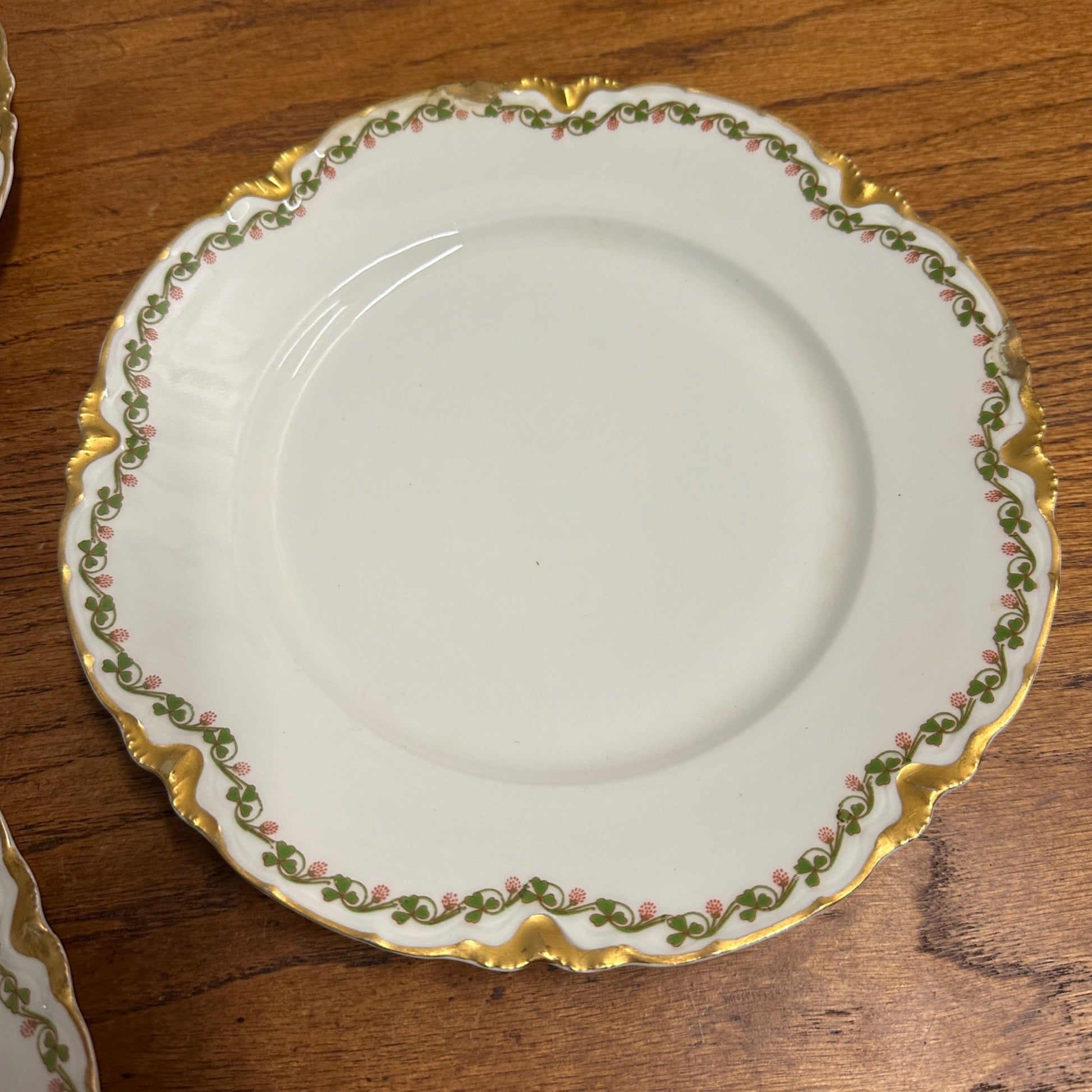 (5) Haviland & Co Clover Leaf 9 1/2" Dinner Plates Chipped