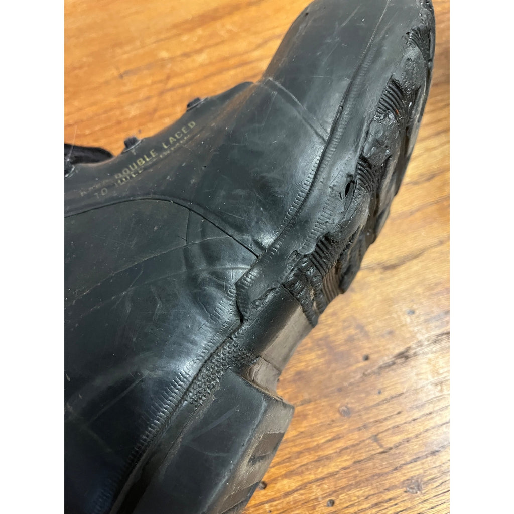 Vintage 1971 US Military Mickey Mouse Extreme Cold Boots Black 10R w/ Valve
