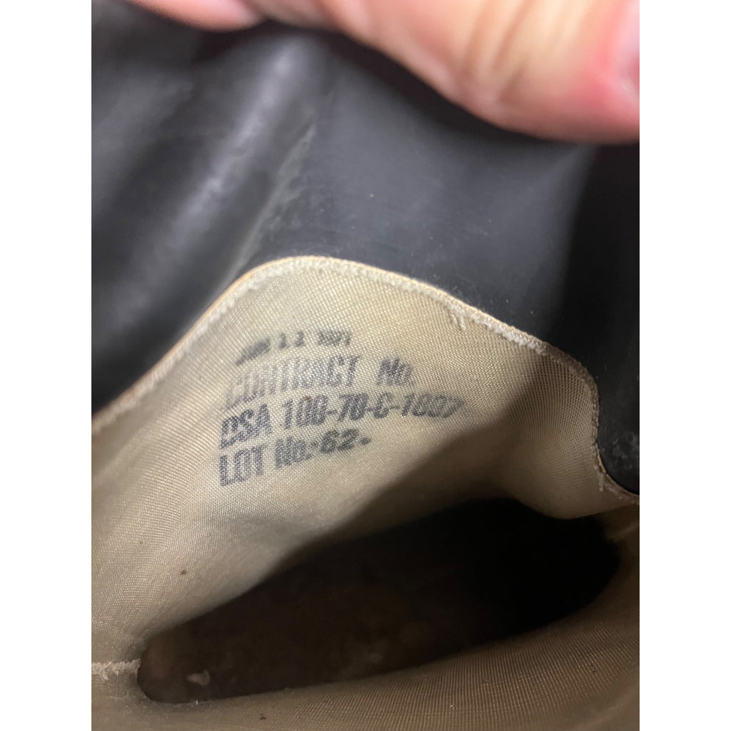 Vintage 1971 US Military Mickey Mouse Extreme Cold Boots Black 10R w/ Valve