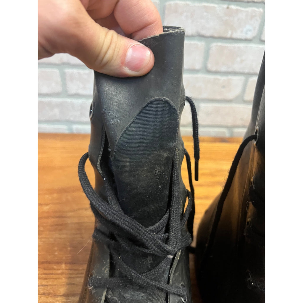 Vintage 1971 US Military Mickey Mouse Extreme Cold Boots Black 10R w/ Valve
