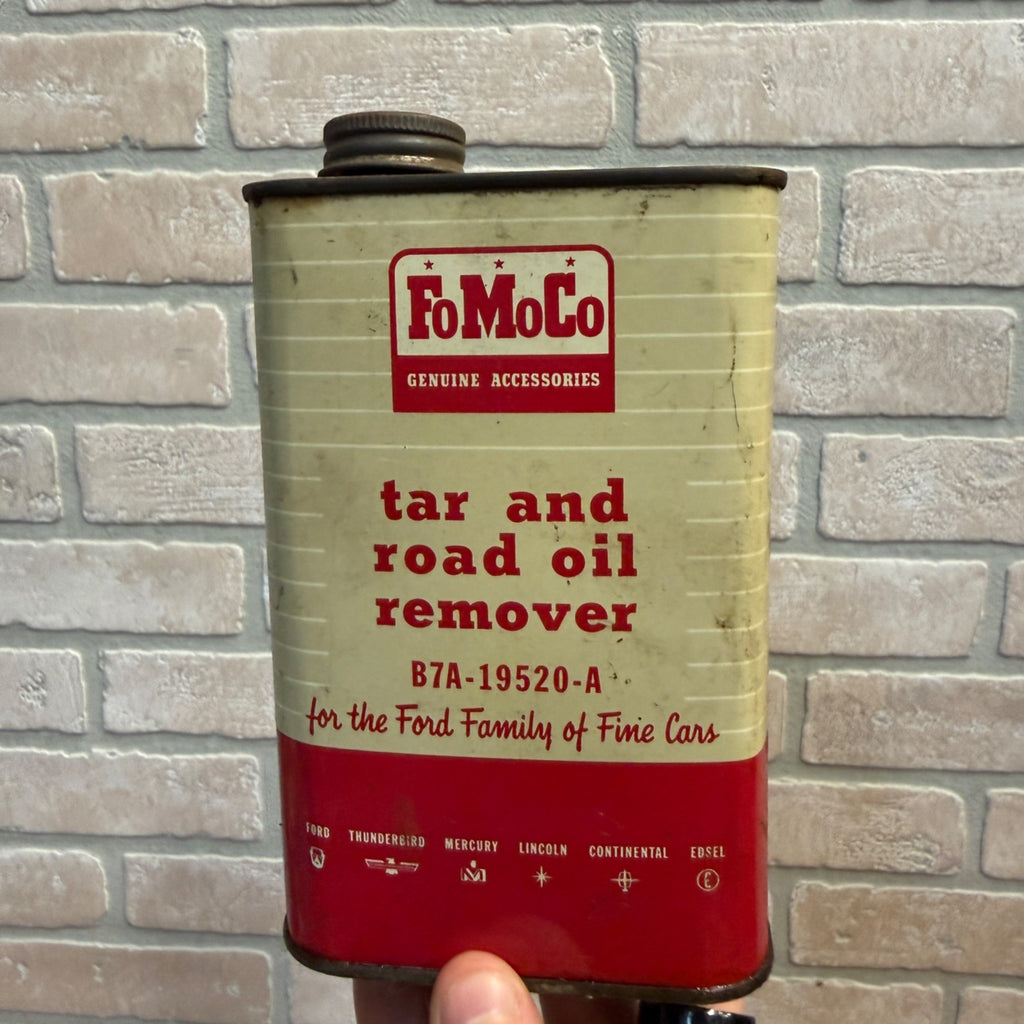 Ford FoMoCo Vintage 1 pt Metal Tar & Oil Remover Can Gas Oil Station