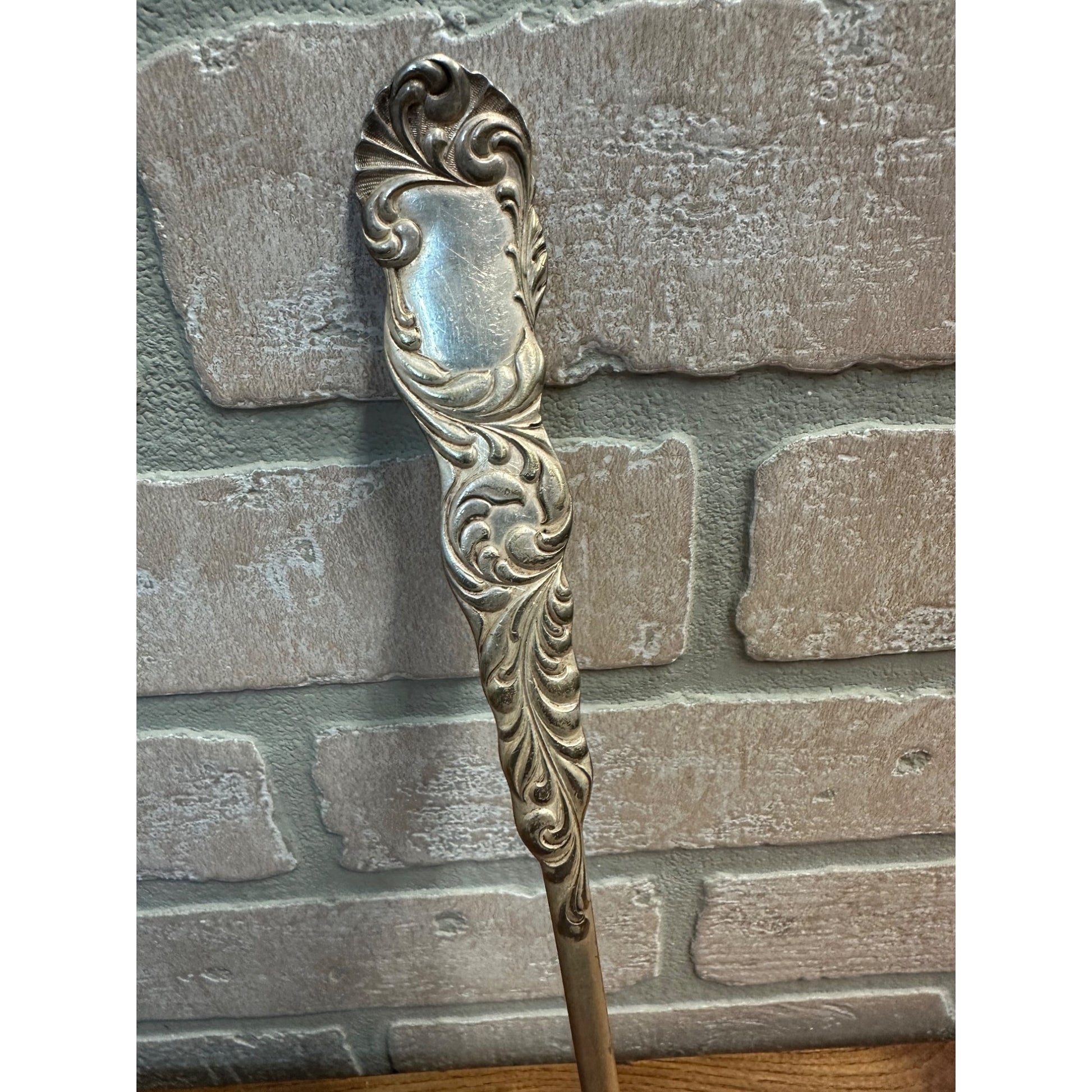 Holmes Edwards XIV Silverplate Soup Sauce Serving Ladle Spoon Rialto Pattern 12"