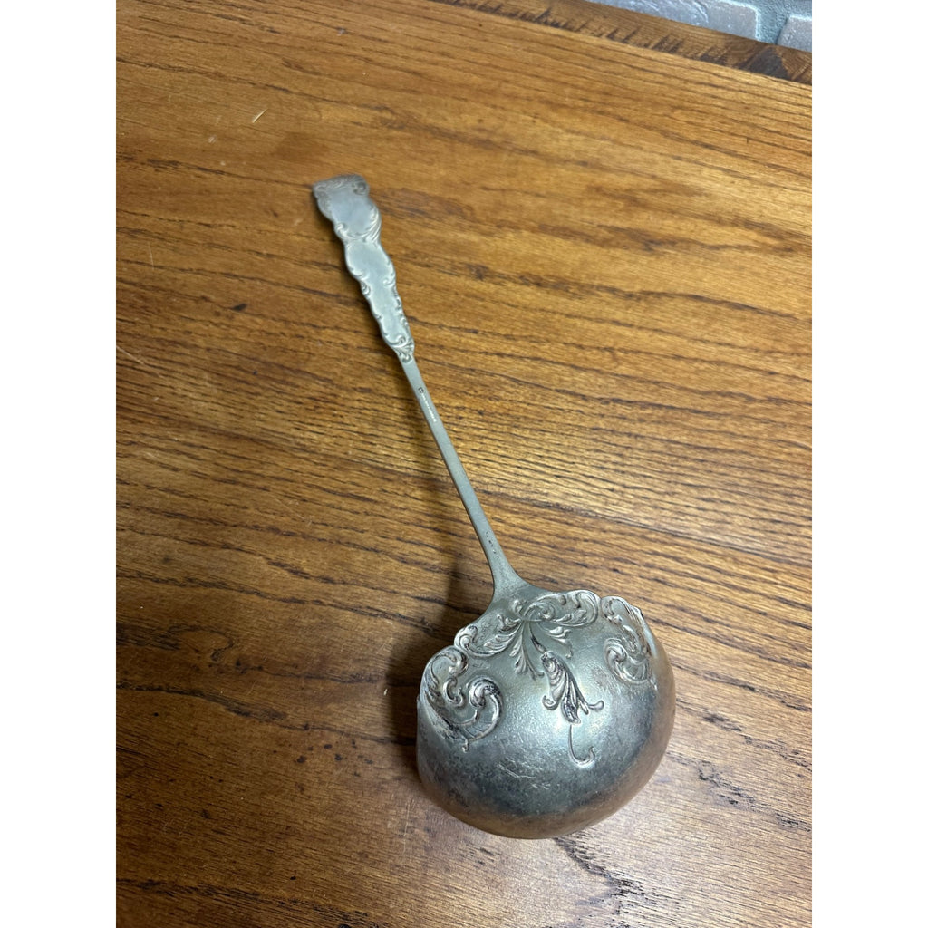 Holmes Edwards XIV Silverplate Soup Sauce Serving Ladle Spoon Rialto Pattern 12"