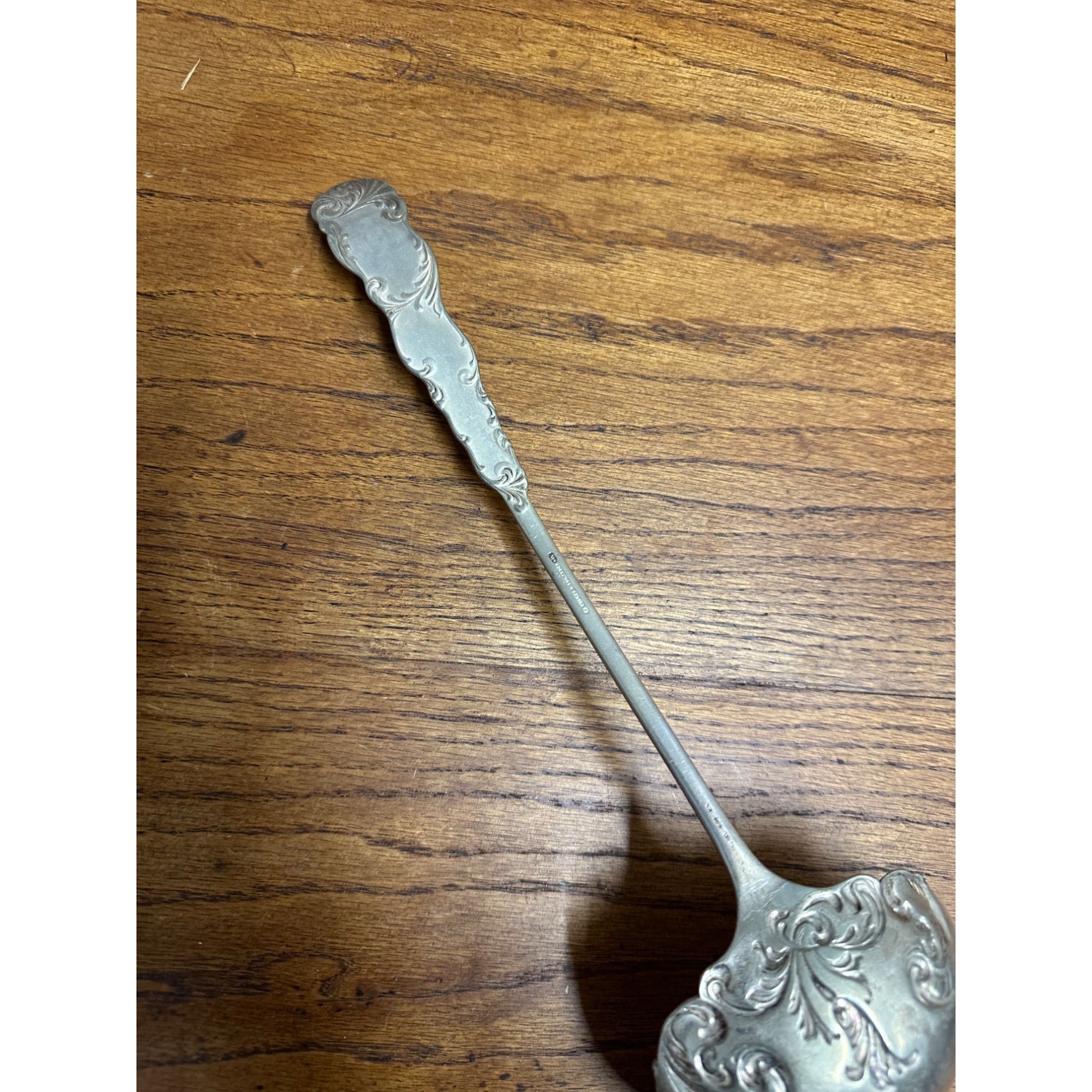 Holmes Edwards XIV Silverplate Soup Sauce Serving Ladle Spoon Rialto Pattern 12"