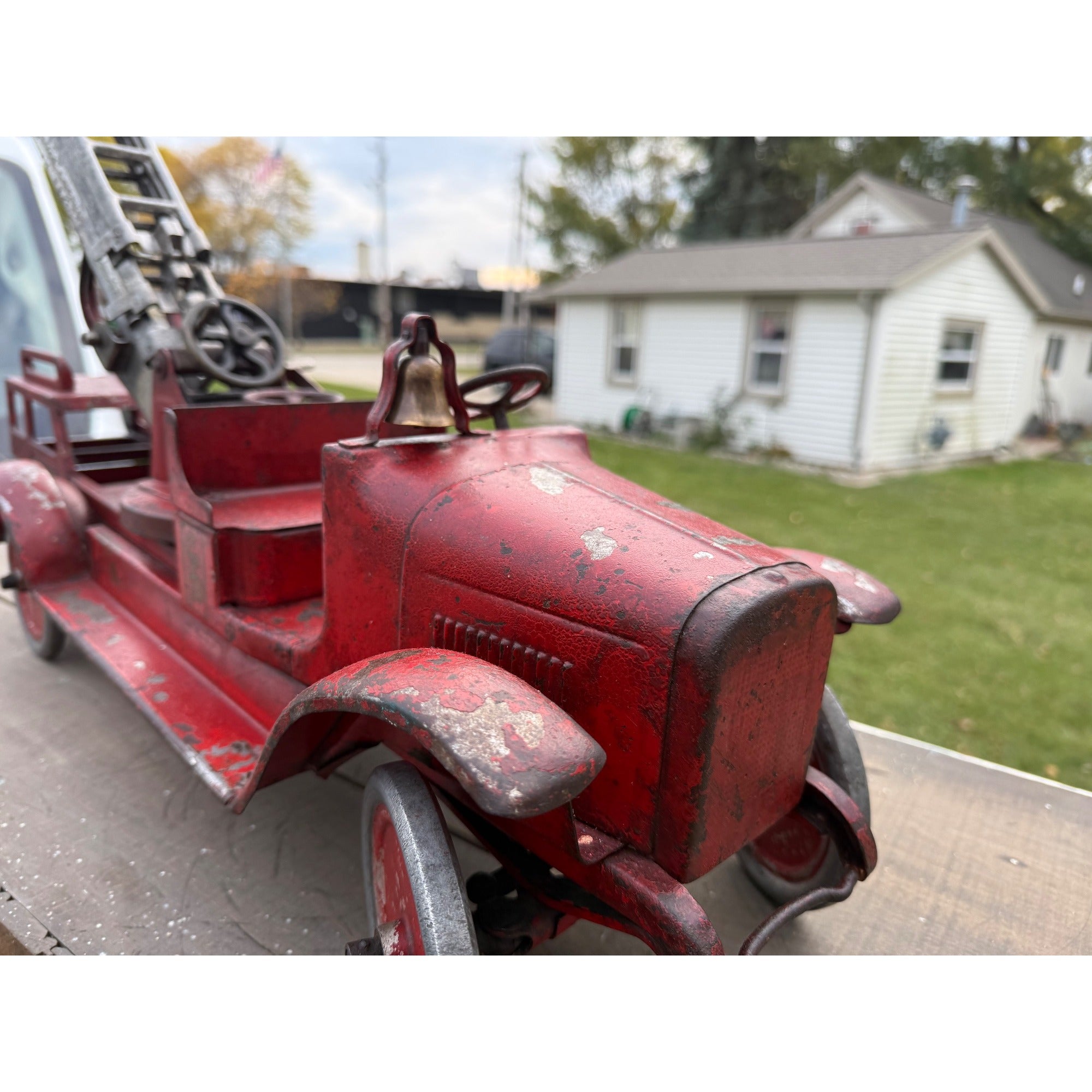 Vintage 1920s Buddy L Aerial Fire Ladder Truck Pressed Steel Toy