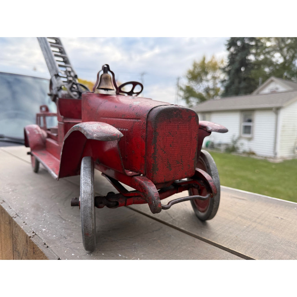 Vintage 1920s Buddy L Aerial Fire Ladder Truck Pressed Steel Toy