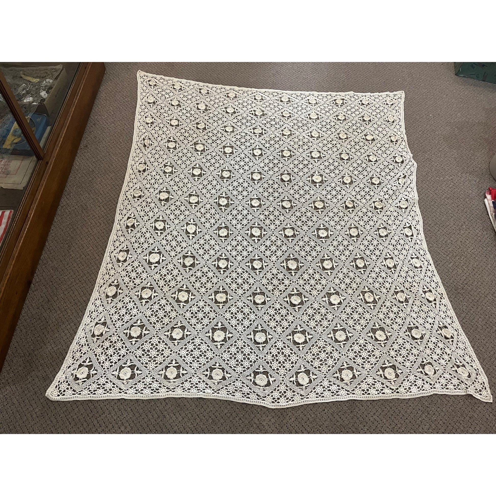 Vintage Hand Stitched Embroidered Floral Bed Coverlet Or Table Cloth 60"x68"