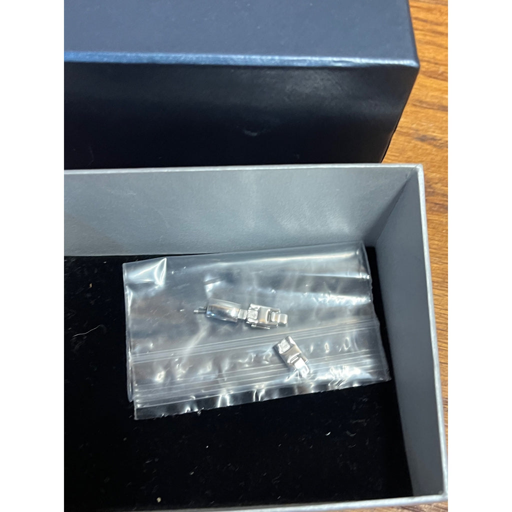 Bulova Petite Women's Silver Tone Watch Thin Bracelet Strap - Parts/Repair