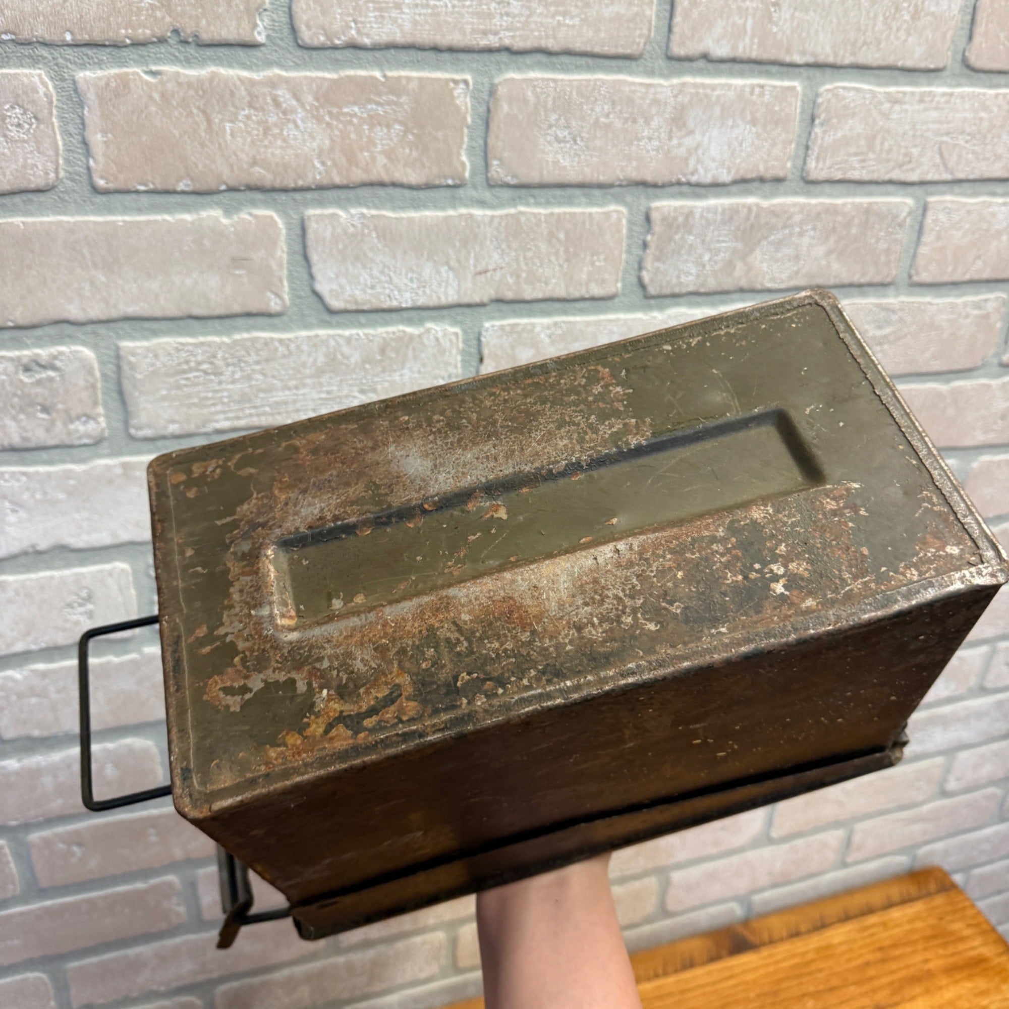 VIntage Ammunition Ammo Dry Box Metal Crate Box "Lefty" Black