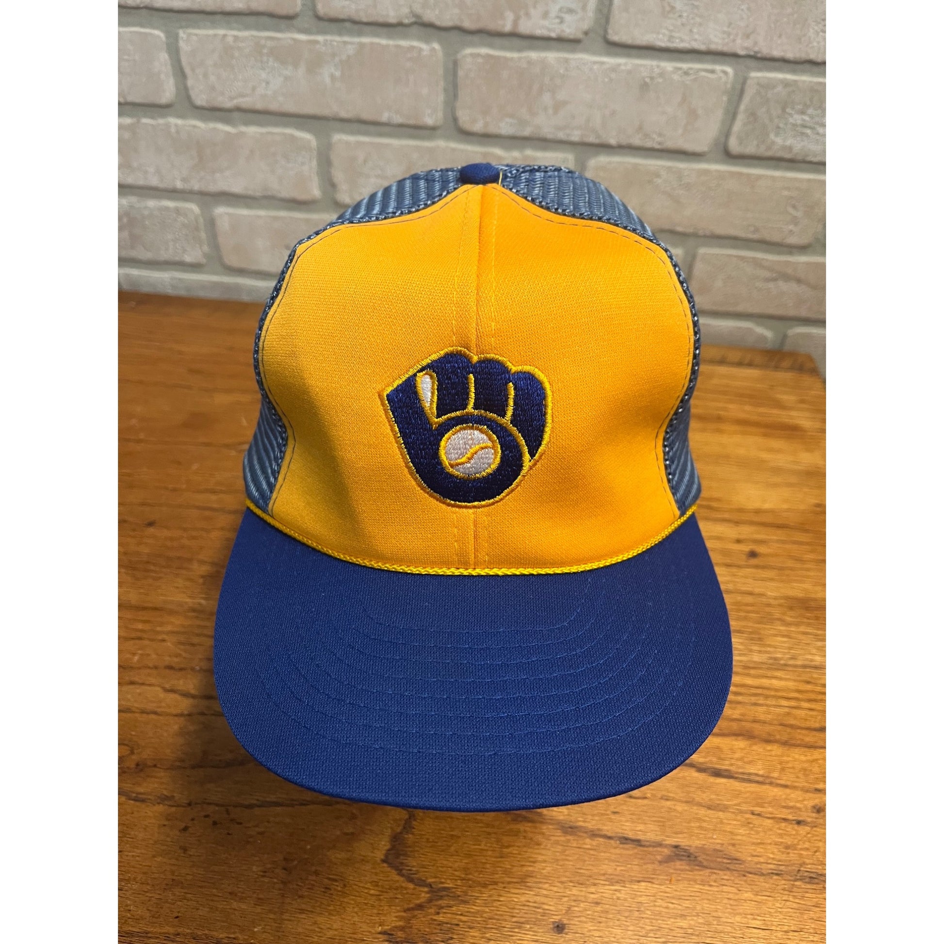 Vintage 1985 Milwaukee Brewers Baseball Snapback Hat Cap Mesh Corded MLB