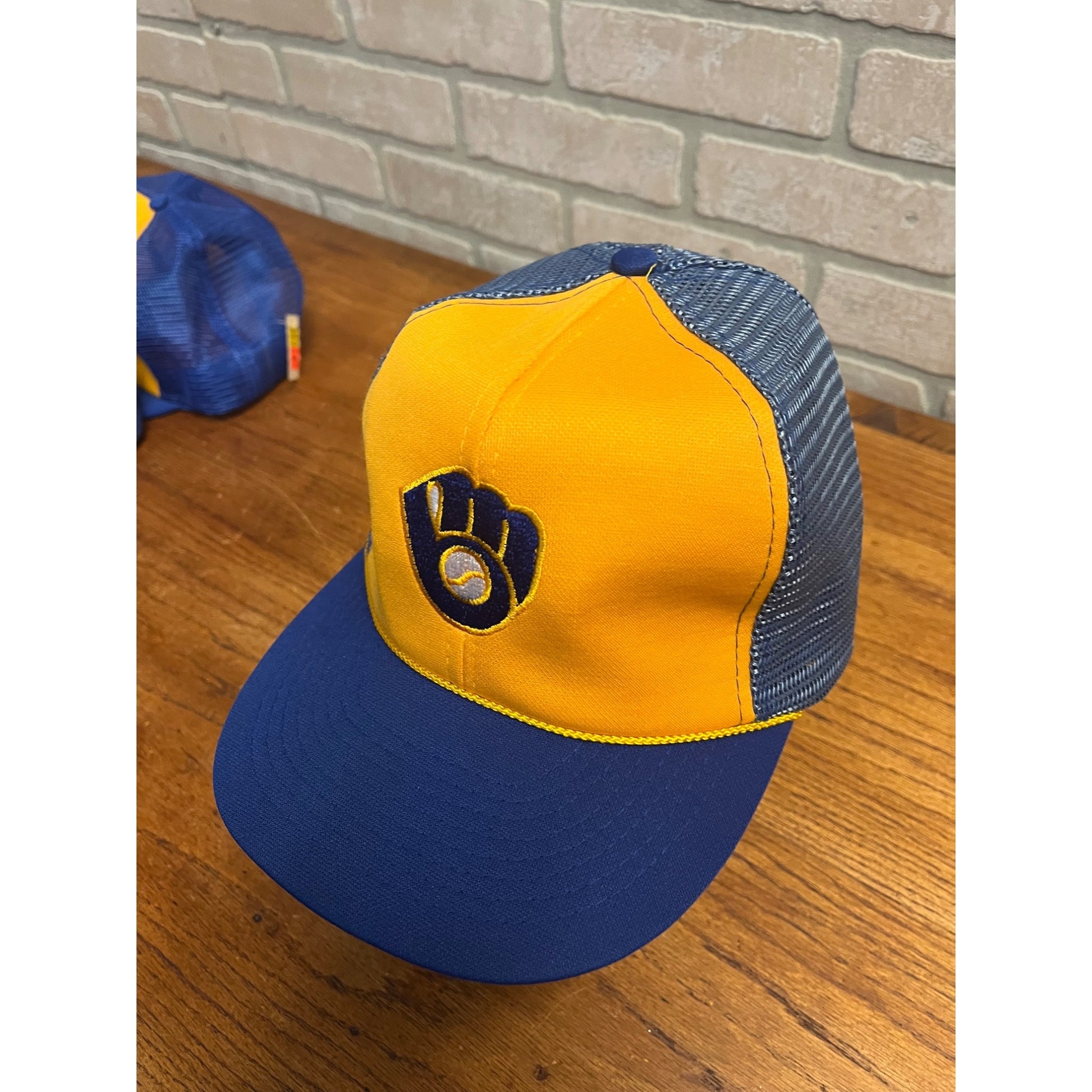 Vintage 1985 Milwaukee Brewers Baseball Snapback Hat Cap Mesh Corded MLB