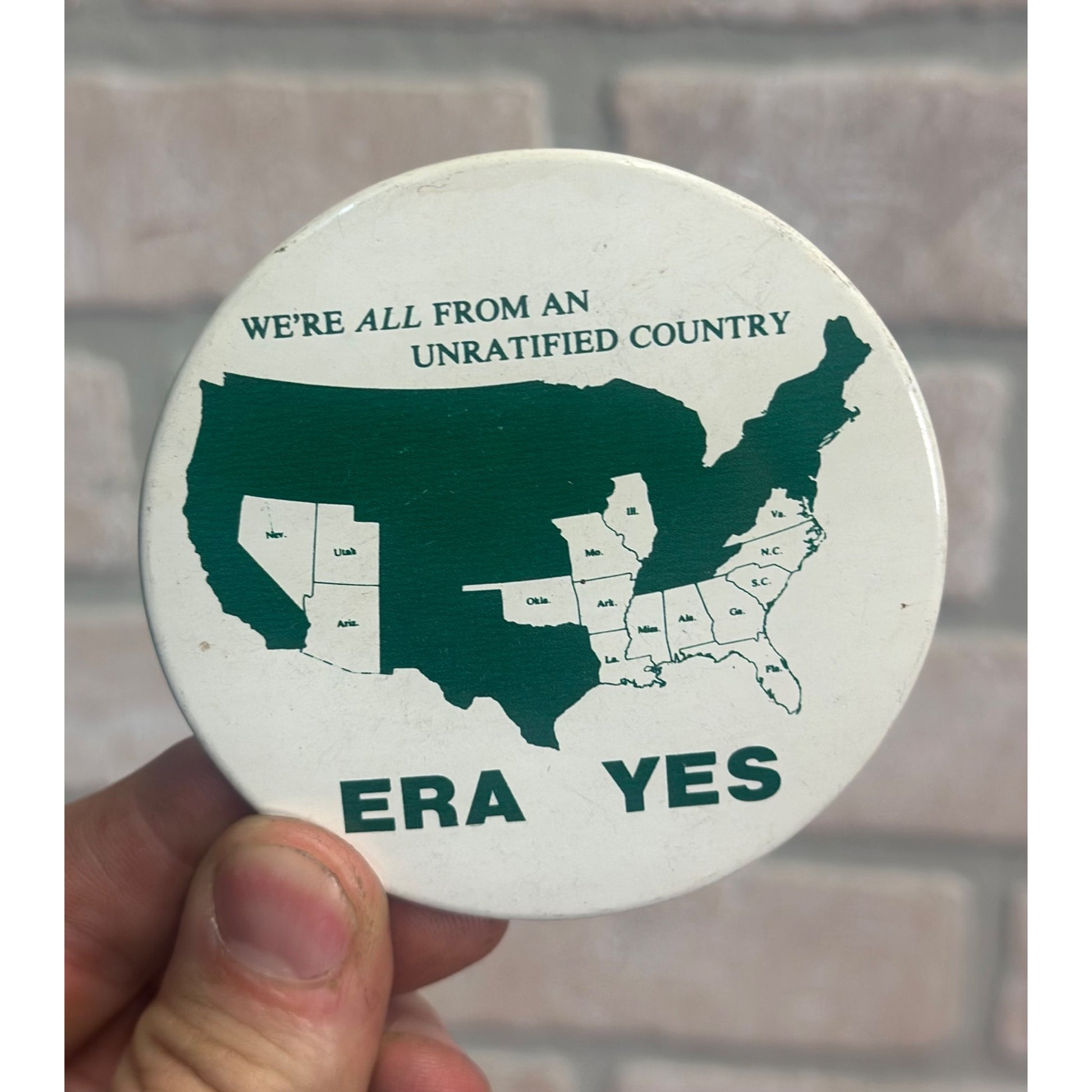 Vintage ERA Women's Equal Rights Amendment Vote Yes Pinback Button Pin