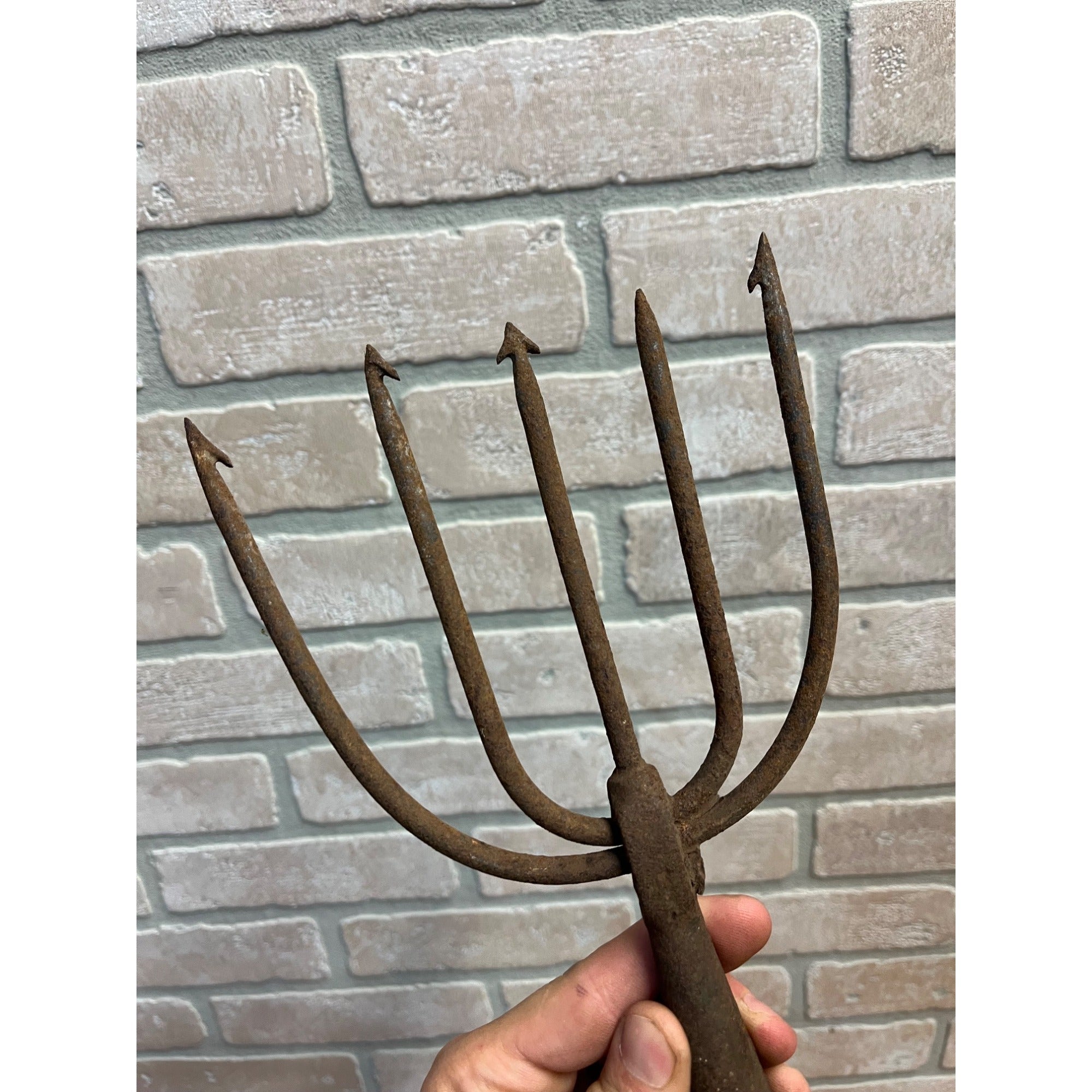 Vintage 5-tine Hunting Fishing Cast Spear Spearhead Tool