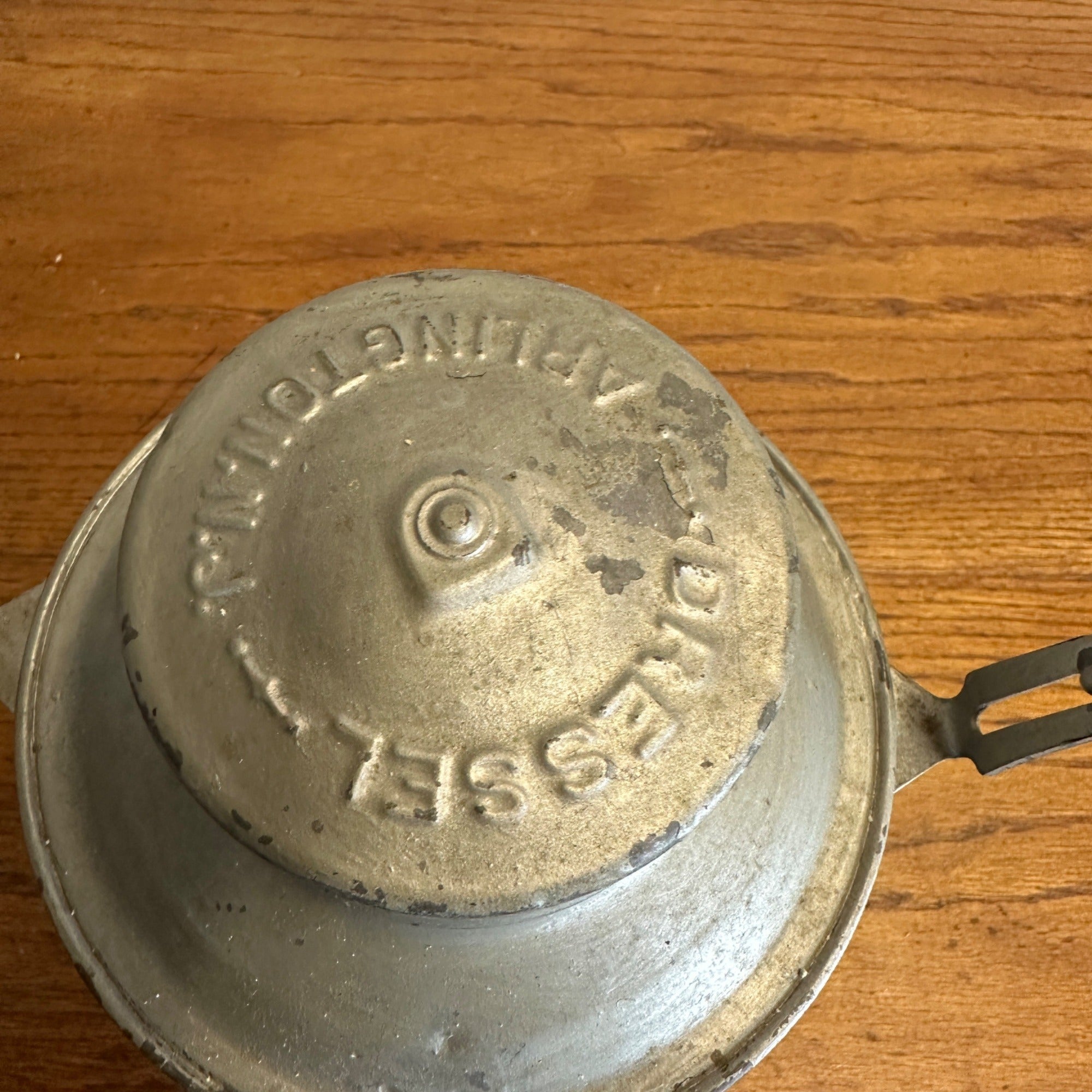 New York Central System NYCS Railroad Dressel Kerosene Lantern Red Globe