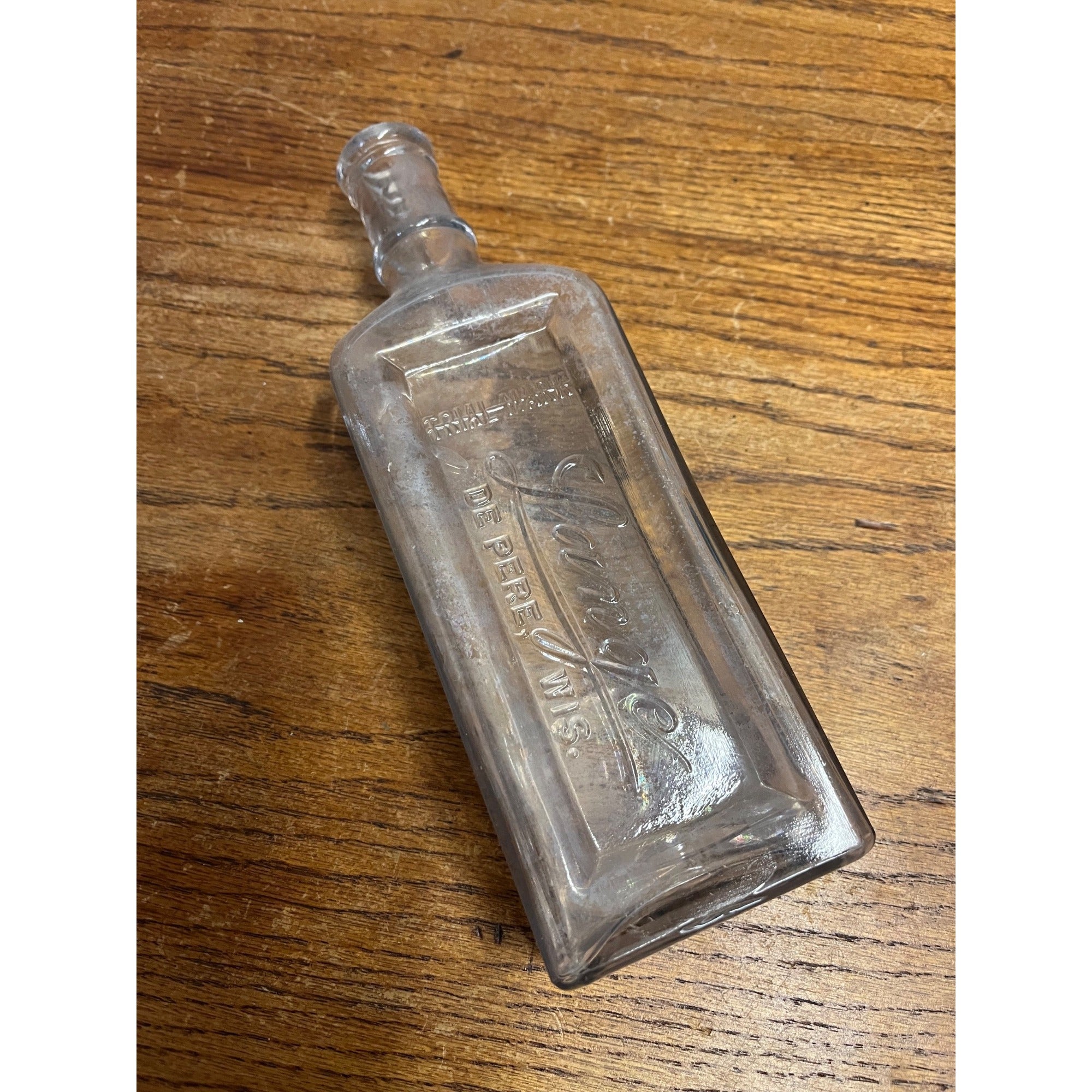 LANGE DE PERE WIS REMEDIES CURE MEDICINE EMBOSSED BOTTLE Wisconsin