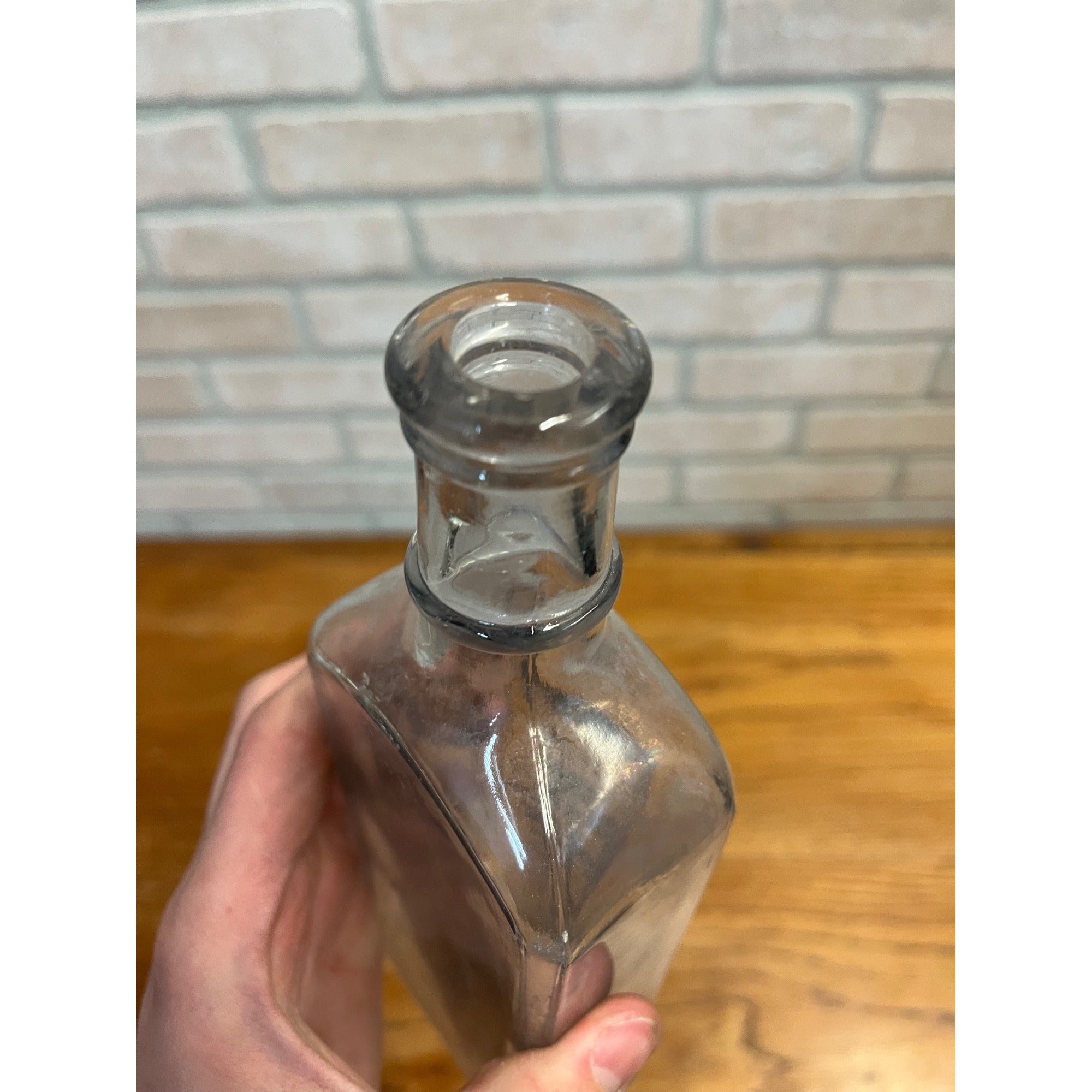 LANGE DE PERE WIS REMEDIES CURE MEDICINE EMBOSSED BOTTLE Wisconsin