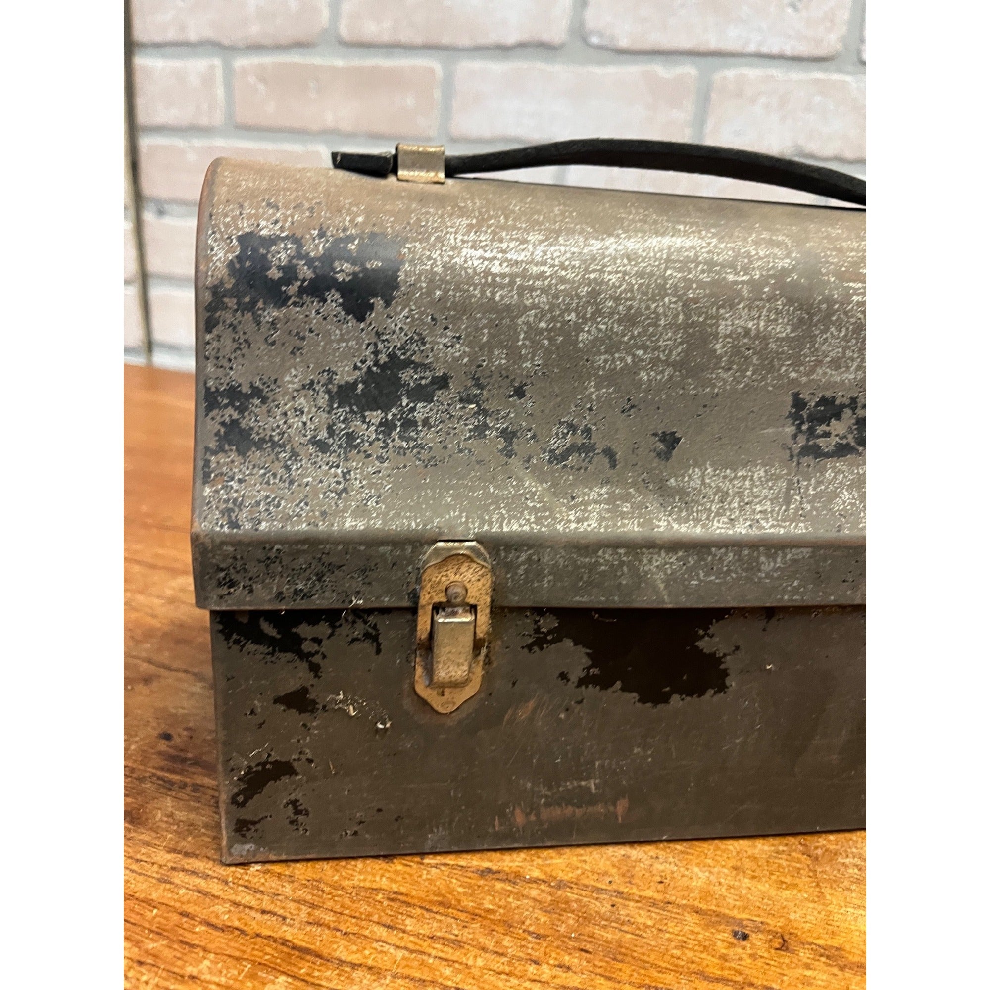 Vintage Miners Domed Lunch Box Lunchpail Hinged Distressed Tin Metal