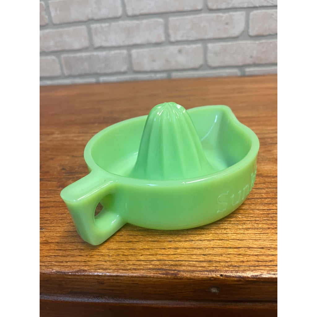 Vintage Sunkist Jadeite Uranium Glass Juicer Made in USA It Glows!