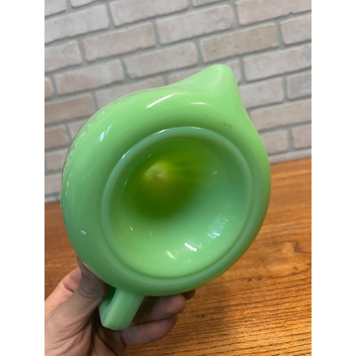 Vintage Sunkist Jadeite Uranium Glass Juicer Made in USA It Glows!