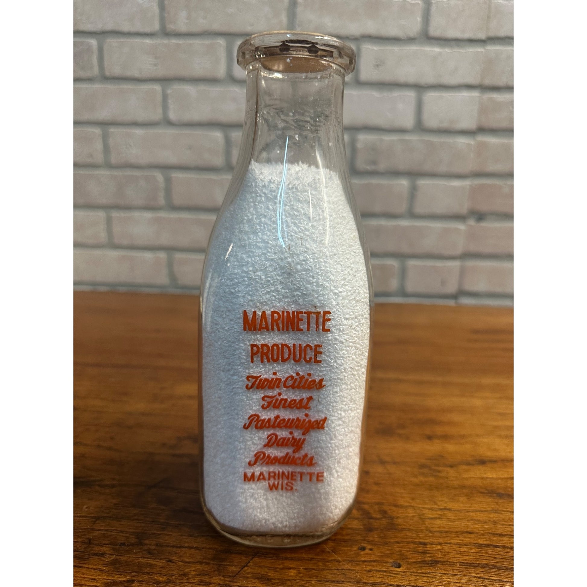 Vintage Marinette Produce Dairy WI Wis Milk Bottle One Quart Wisconsin