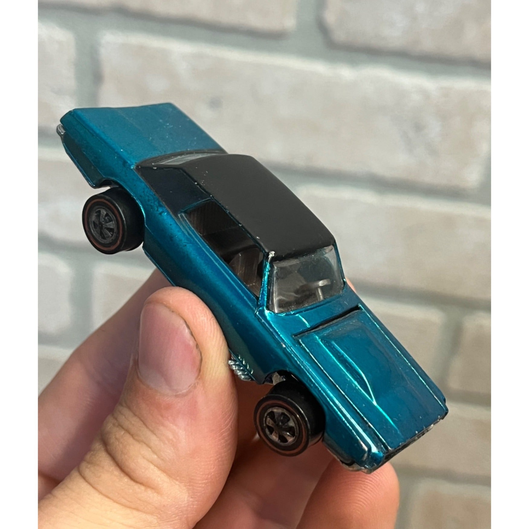 Vintage Hot Wheels Redline 1967 Custom T-Bird Thunderbird - MINTY