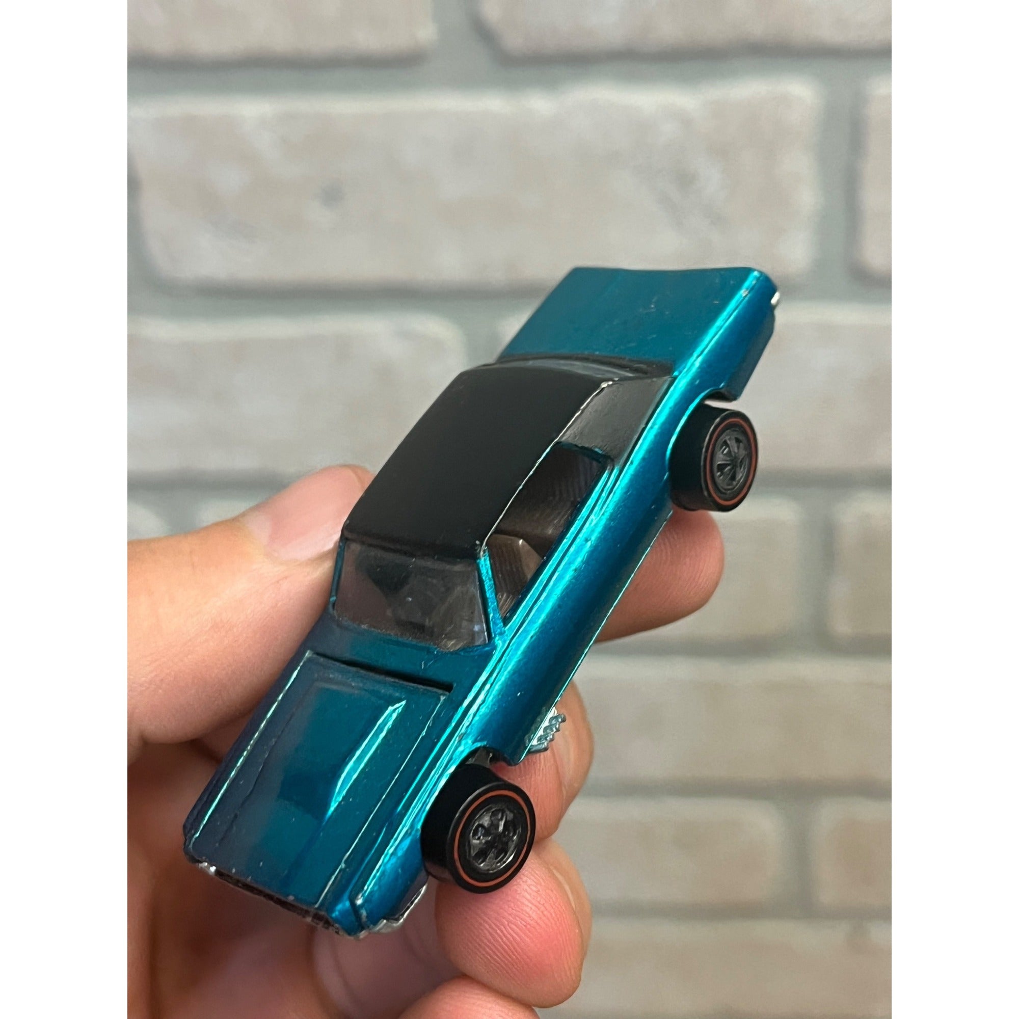 Vintage Hot Wheels Redline 1967 Custom T-Bird Thunderbird - MINTY