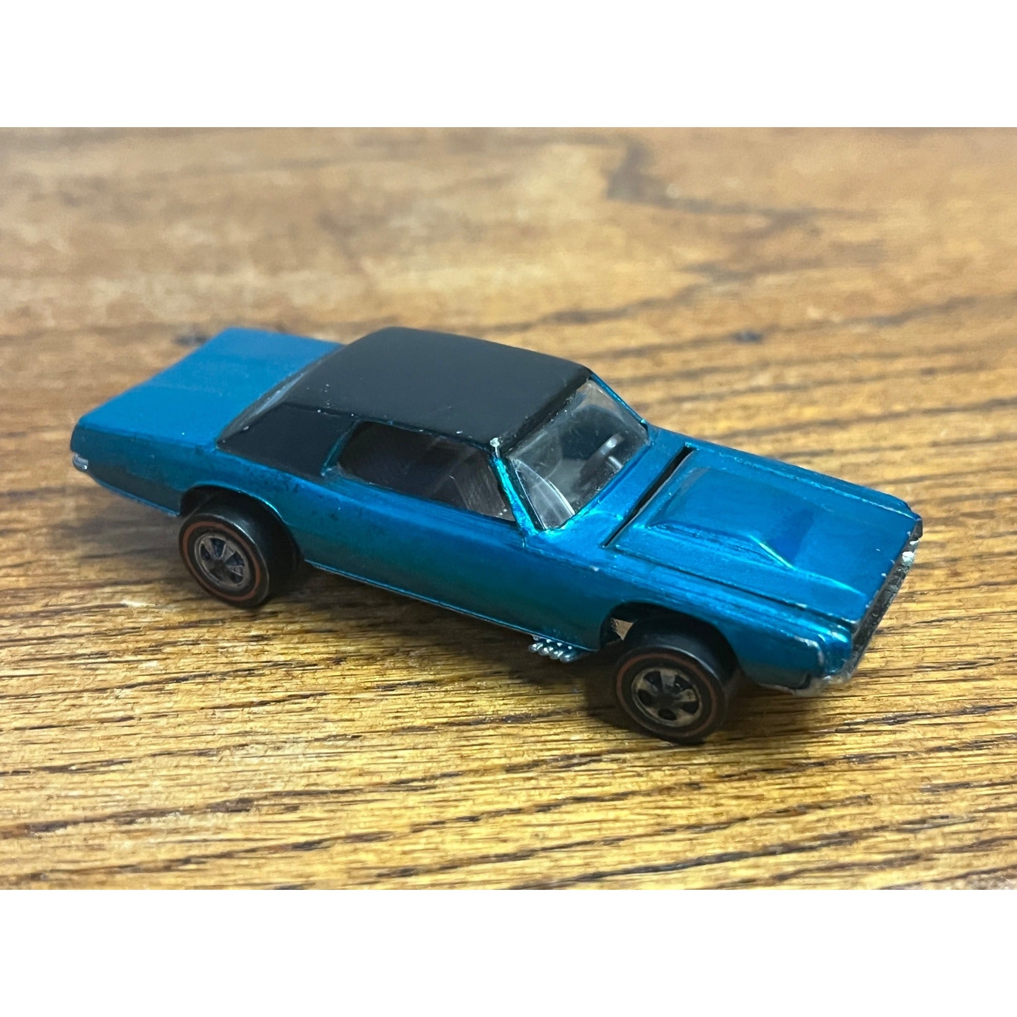 Vintage Hot Wheels Redline 1967 Custom T-Bird Thunderbird - MINTY