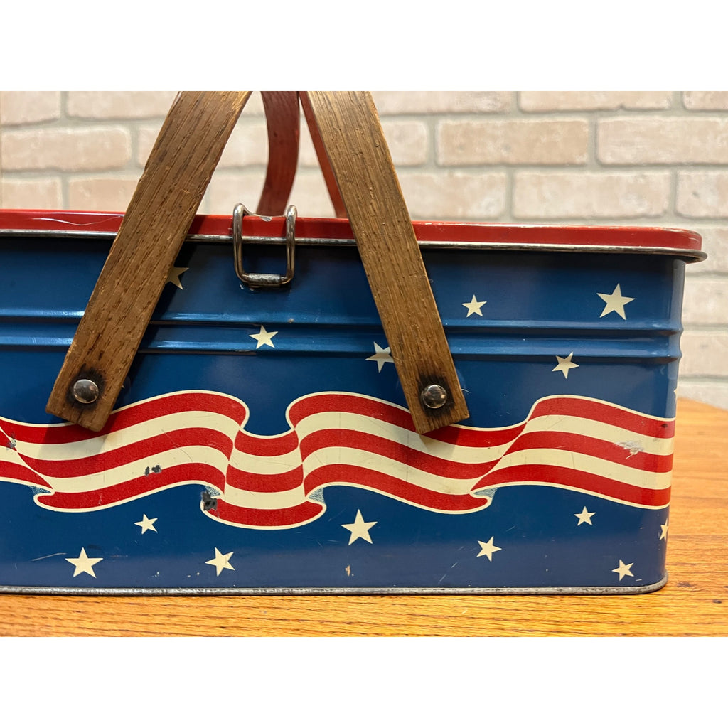 Rare Vintage Golden Cookies Patriotic Red White Blue Picnic Tin Watertown MA