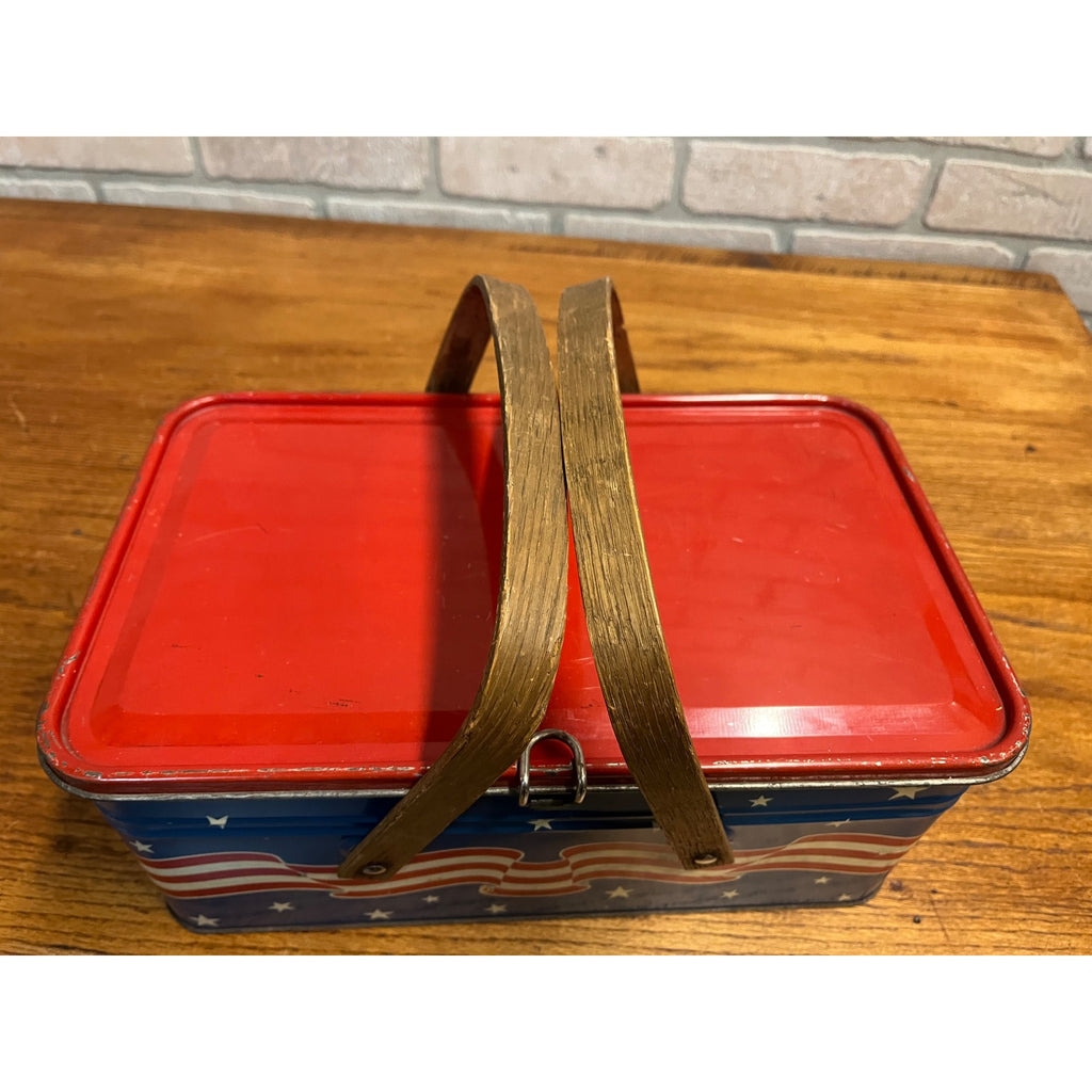 Rare Vintage Golden Cookies Patriotic Red White Blue Picnic Tin Watertown MA