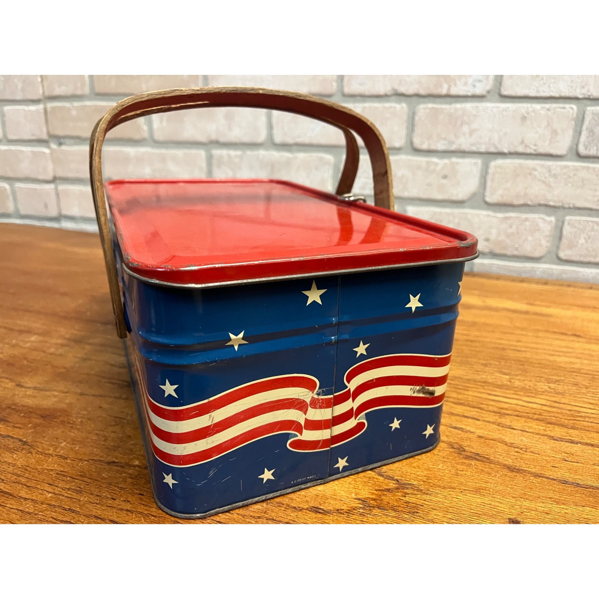 Rare Vintage Golden Cookies Patriotic Red White Blue Picnic Tin Watertown MA