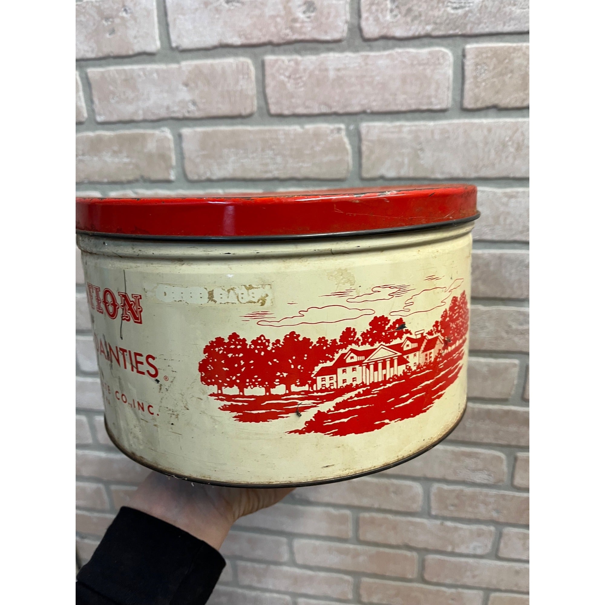 Vintage Plantation Chocolate Co Red And White Tin 10lb Size Chocolate Danties