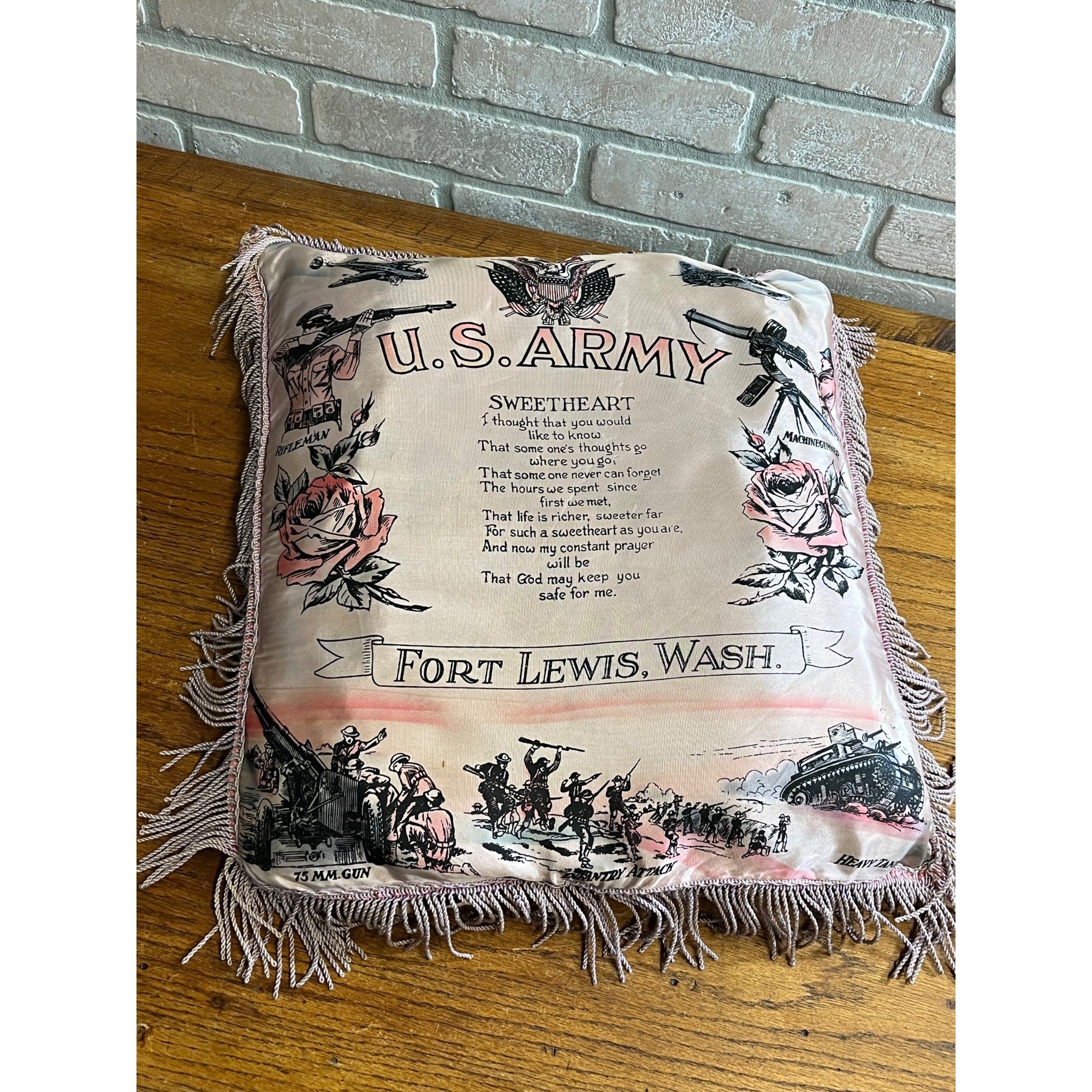 WWII US Army Fort Lewis WA Sweetheart Silk Pillow Case Home Front Souvenir 1940s