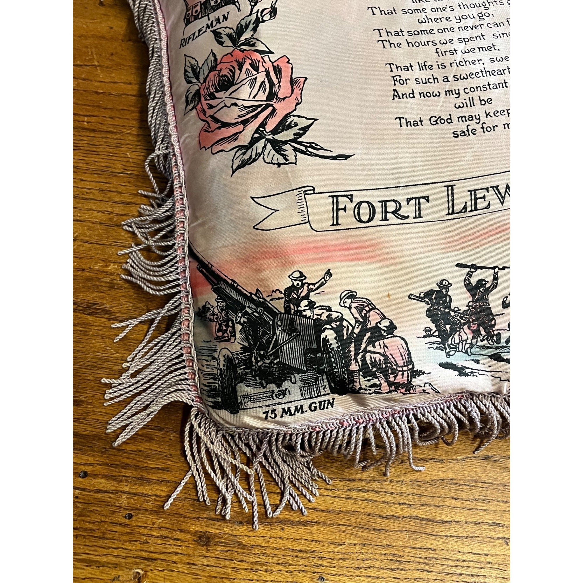 WWII US Army Fort Lewis WA Sweetheart Silk Pillow Case Home Front Souvenir 1940s