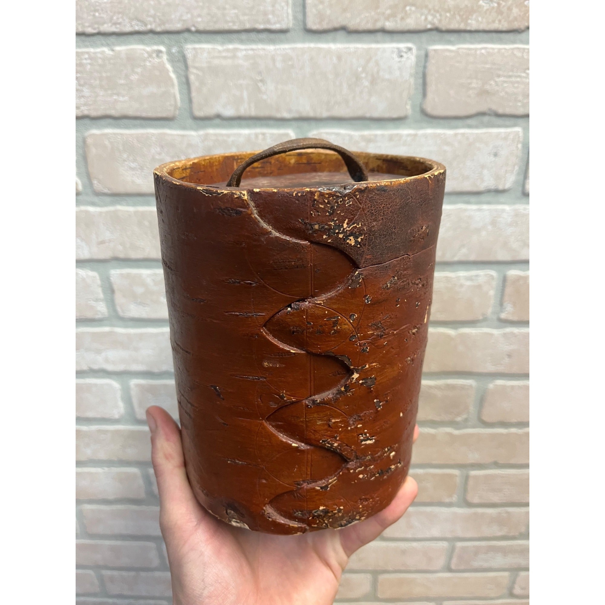 Primitive 19th c. Swedish Birch Bark Wooden Food Storage Box Container Lidded