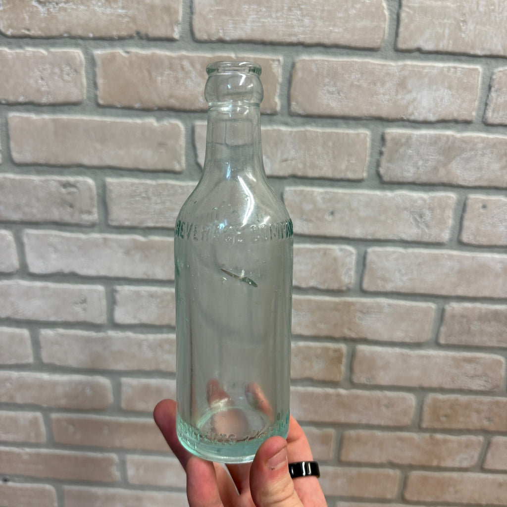 Vintage Jung Beverage Co - Random Lake Wis Prohibition Soda Bottle 7-1/2oz Beer