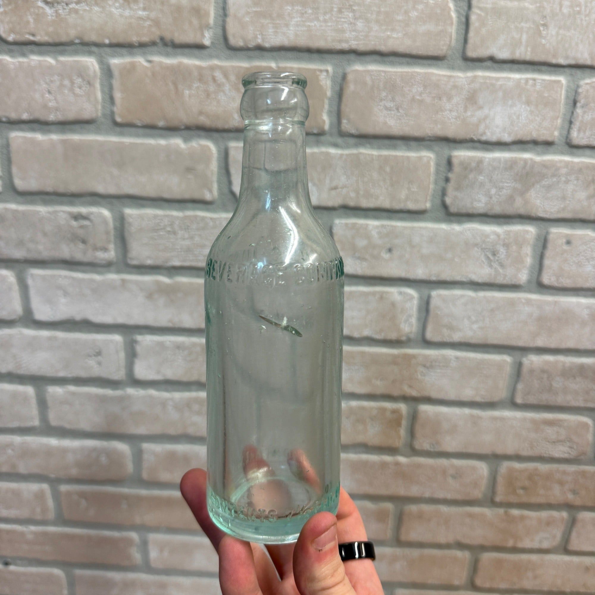 Vintage Jung Beverage Co - Random Lake Wis Prohibition Soda Bottle 7-1/2oz Beer