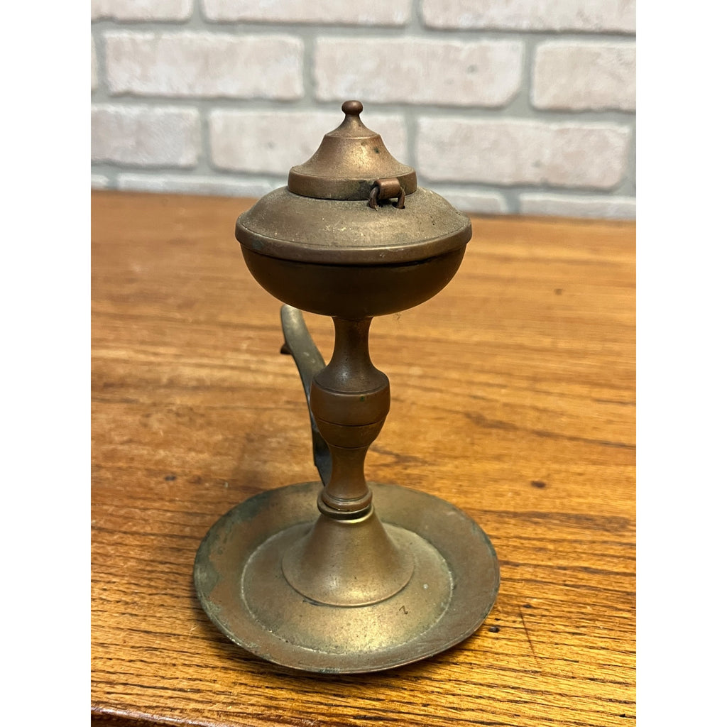 Early Antique 19th c. Brass Whale Oil Ship's Lamp Light 6"