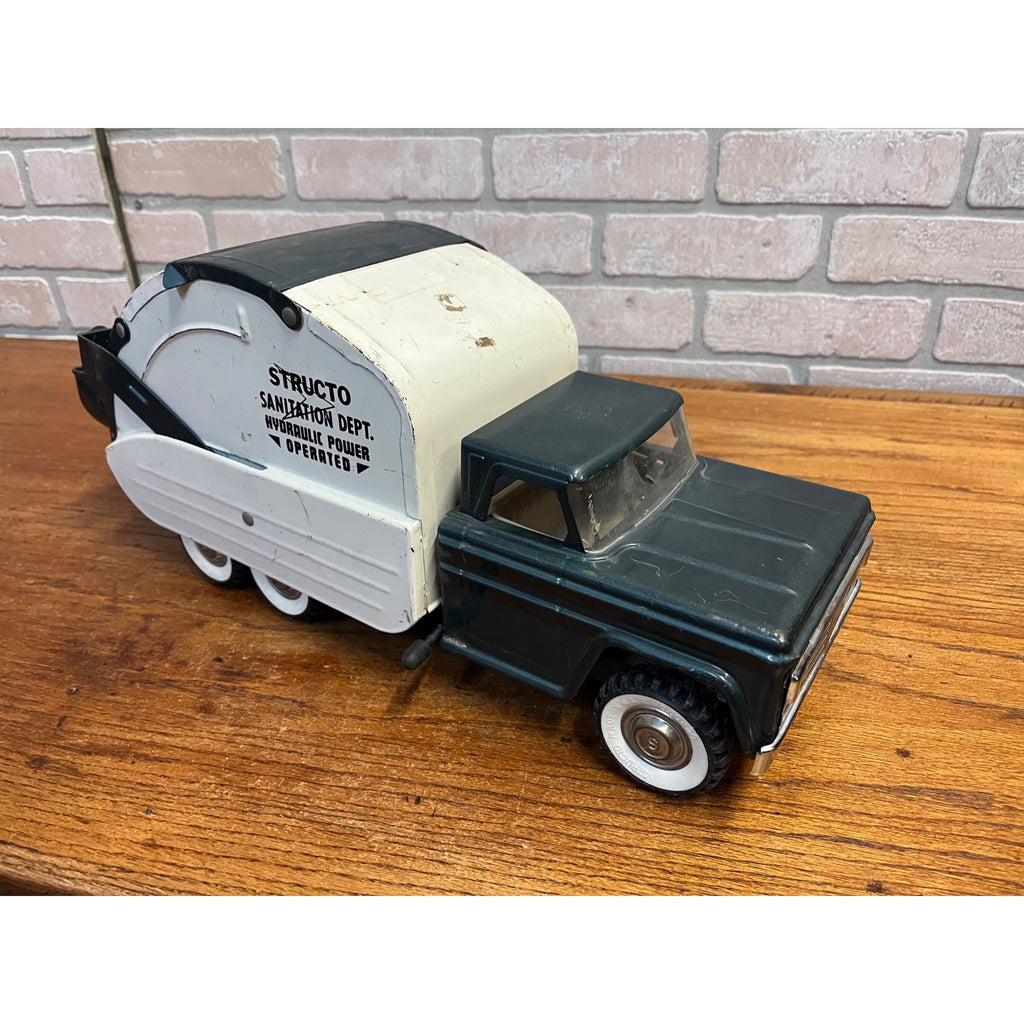 Vintage Structo Sanitation Dept. Pressed Steel Garbage Waste Truck Toy