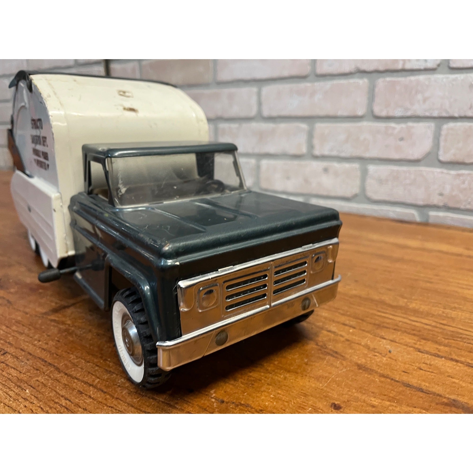 Vintage Structo Sanitation Dept. Pressed Steel Garbage Waste Truck Toy
