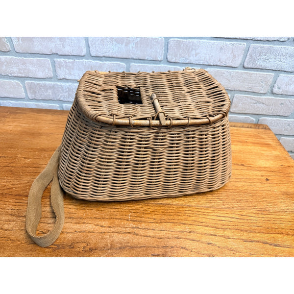 Vintage Wicker Fly Fishing Creel Basket Tight Woven